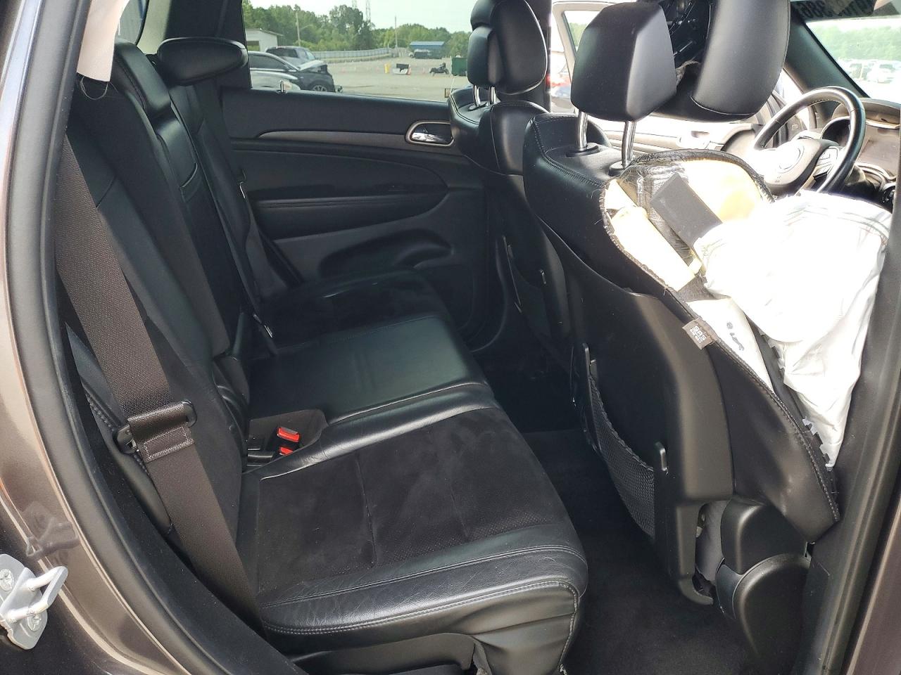 2015 Jeep Grand Cherokee Laredo Gray vin: 1C4RJEAG1FC668815