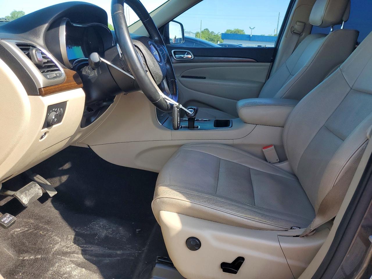2015 Jeep Grand Cherokee Laredo Gray vin: 1C4RJEAG1FC735445