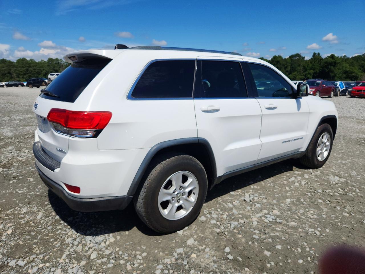 2015 Jeep Grand Cherokee Laredo White vin: 1C4RJEAG1FC926590