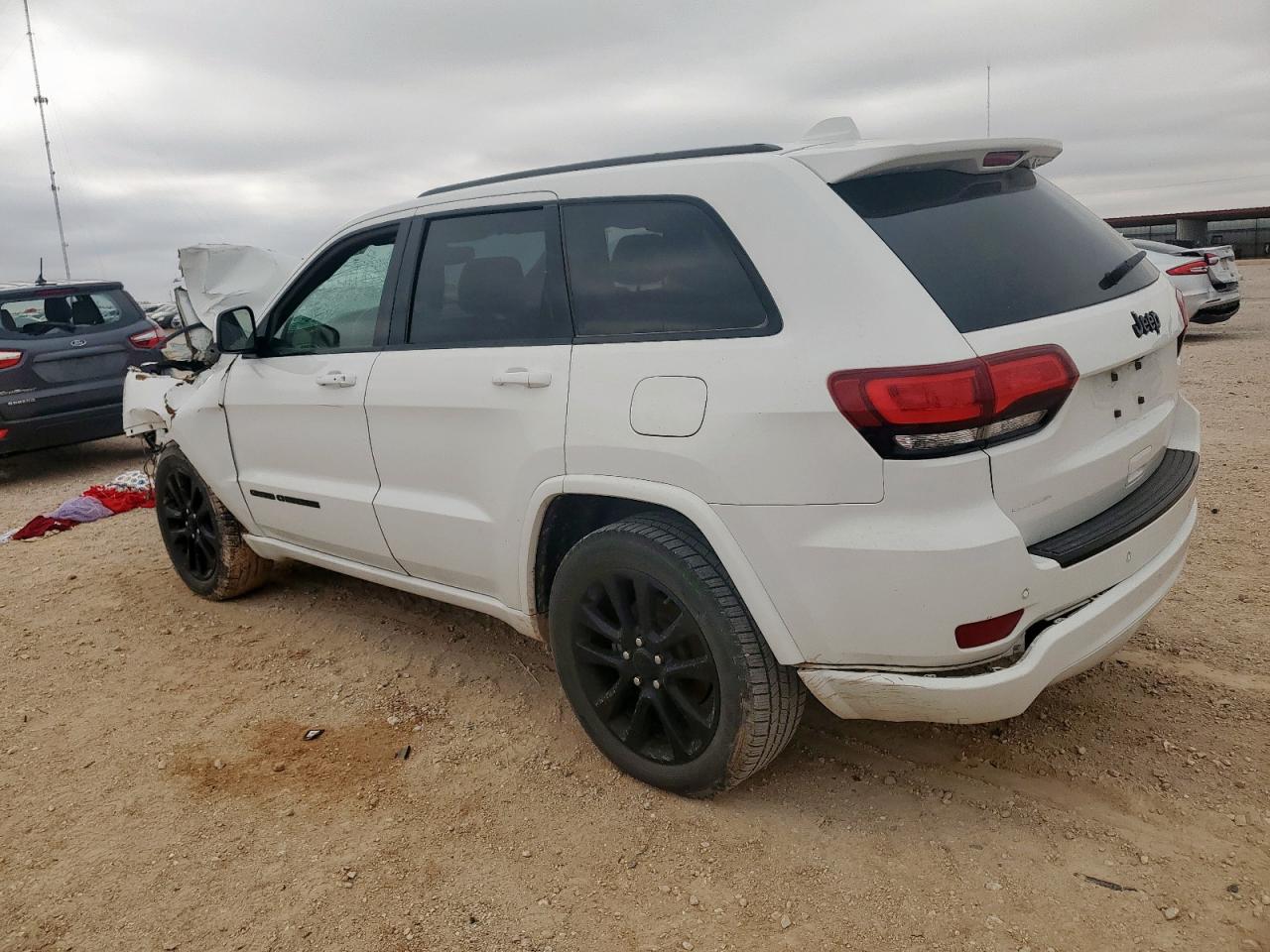 2017 Jeep Grand Cherokee Laredo Белый vin: 1C4RJEAG1HC930030