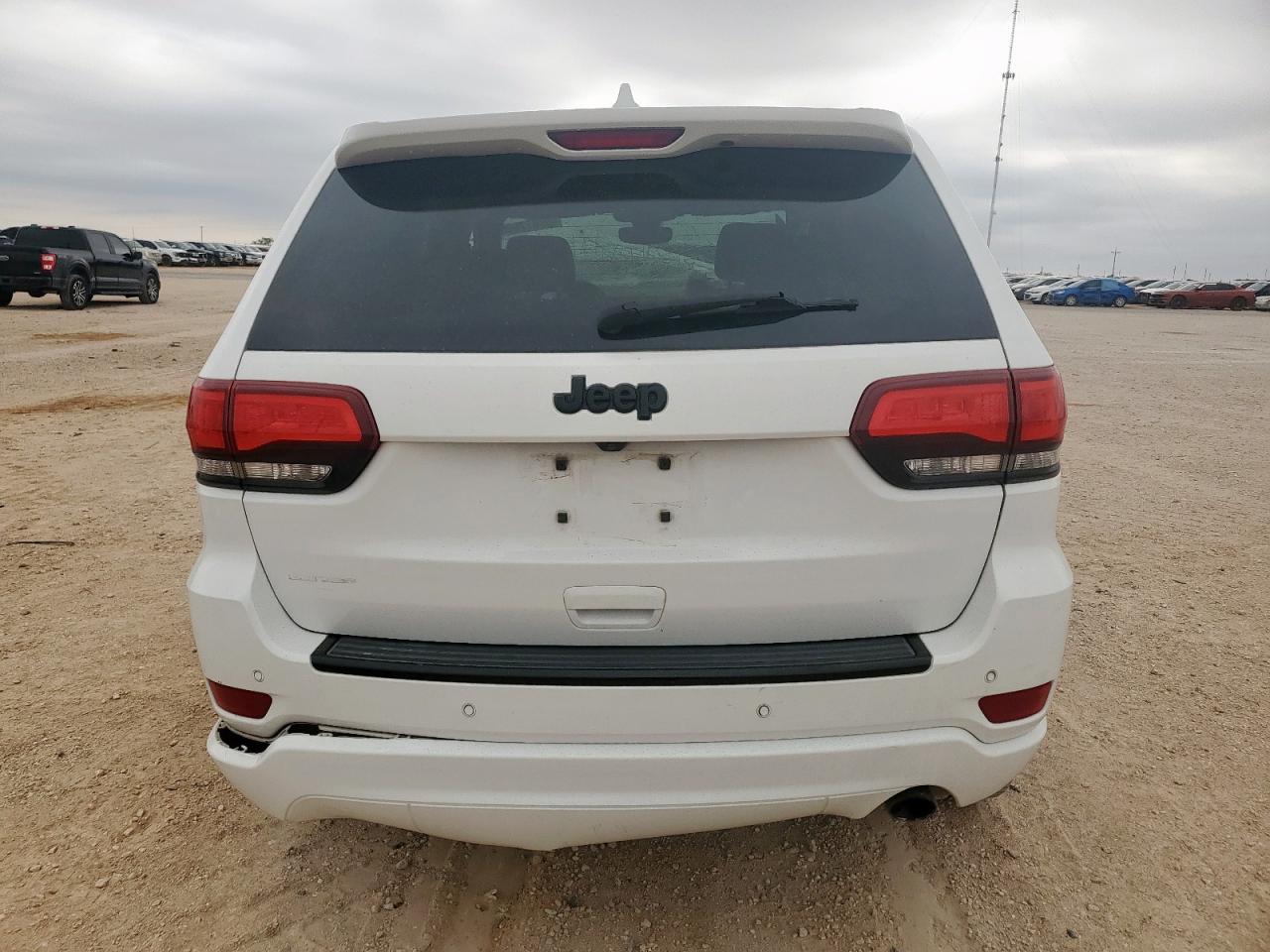 2017 Jeep Grand Cherokee Laredo Белый vin: 1C4RJEAG1HC930030