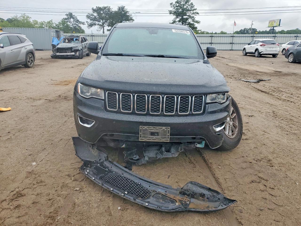 2018 Jeep Grand Cherokee Laredo Black vin: 1C4RJEAG1JC447305