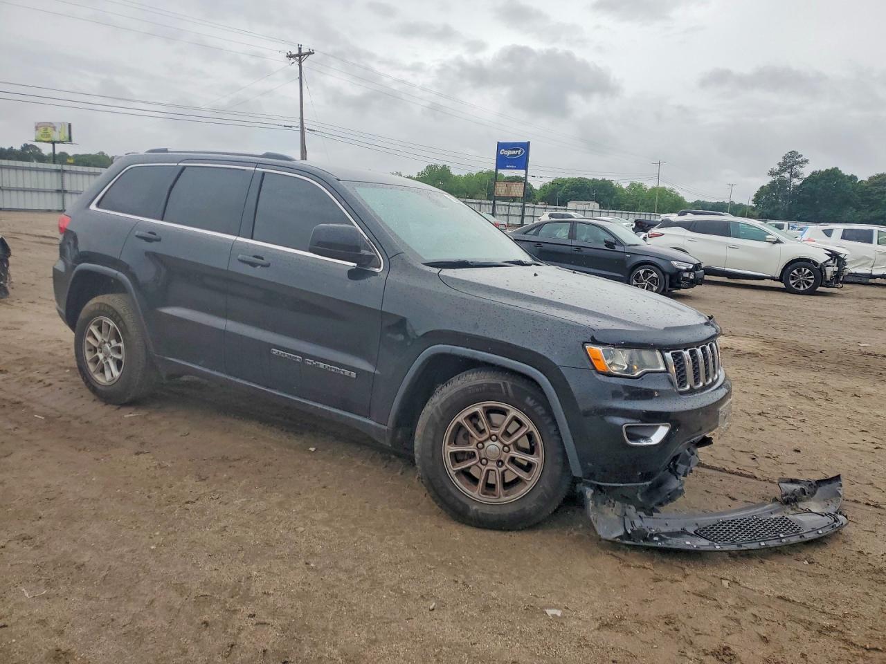 2018 Jeep Grand Cherokee Laredo Black vin: 1C4RJEAG1JC447305