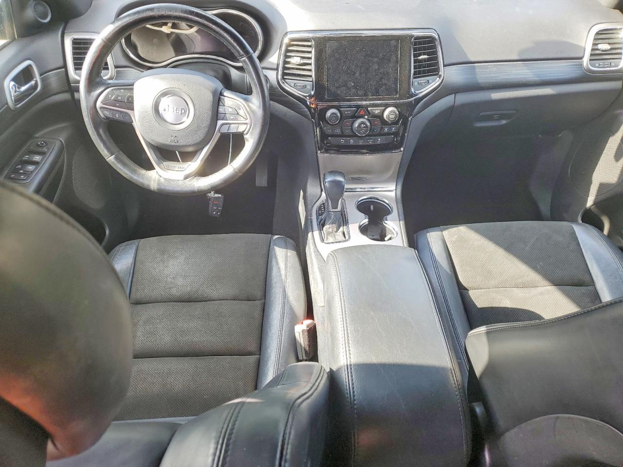 2019 Jeep Grand Cherokee Laredo Black vin: 1C4RJEAG1KC704822