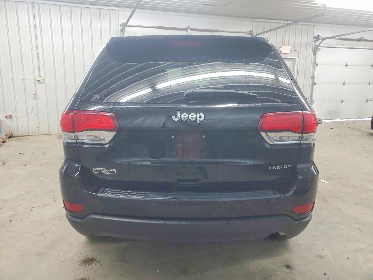 2021 Jeep Grand Cherokee Laredo Black vin: 1C4RJEAG1MC680752