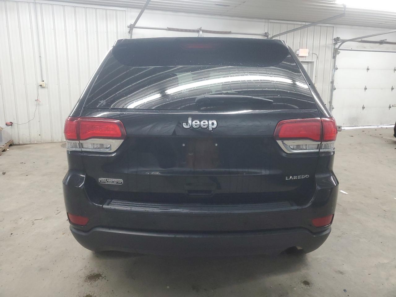 2021 Jeep Grand Cherokee Laredo Black vin: 1C4RJEAG1MC680752 Damage: Rear Bumper, Chipped, 3