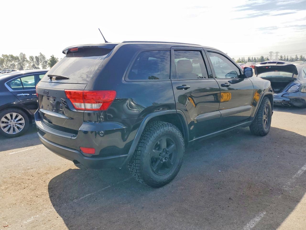 2012 Jeep Grand Cherokee Laredo Black vin: 1C4RJEAG2CC282044