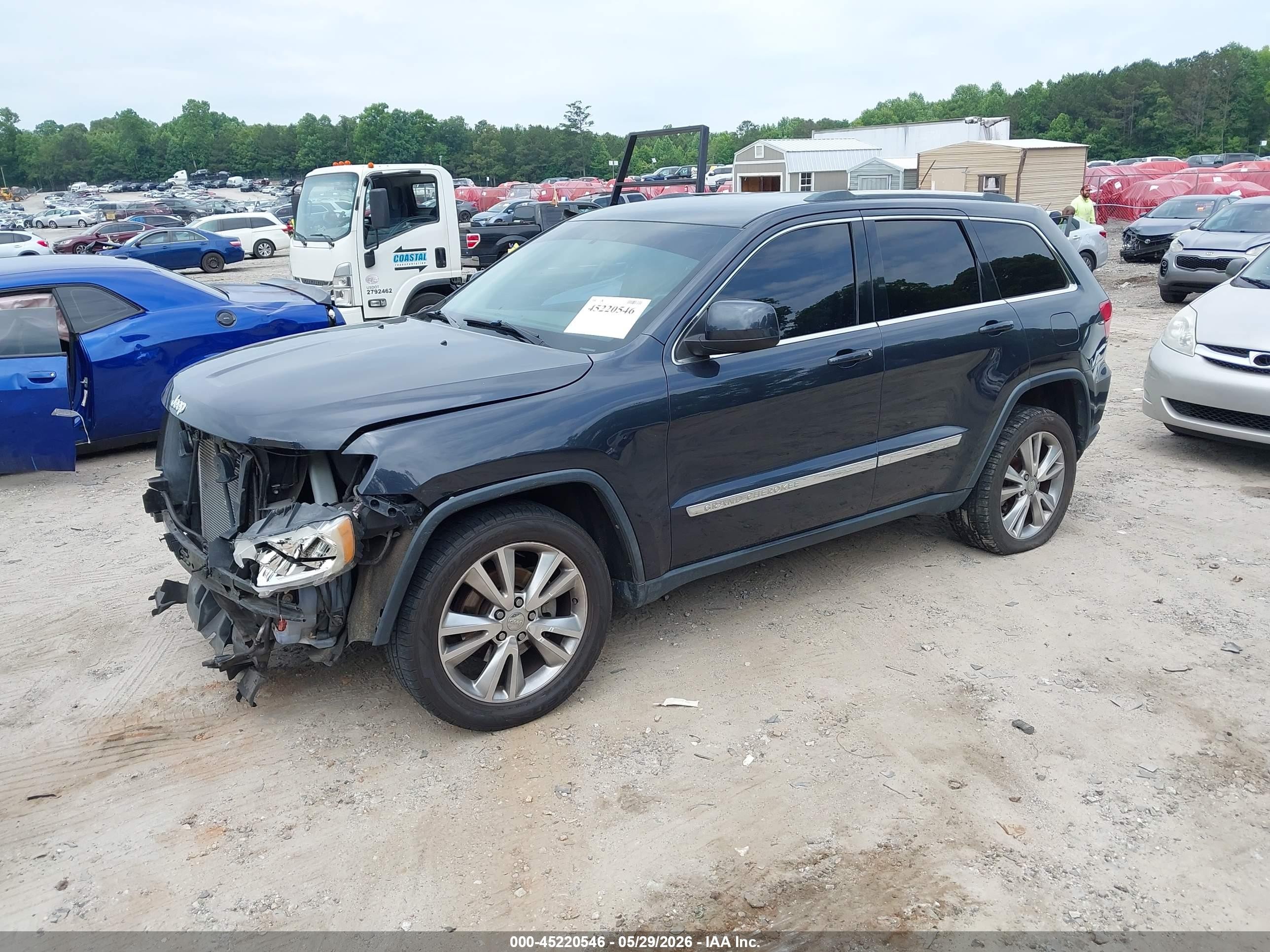 2013 Jeep Grand Cherokee Laredo Gray vin: 1C4RJEAG2DC569644