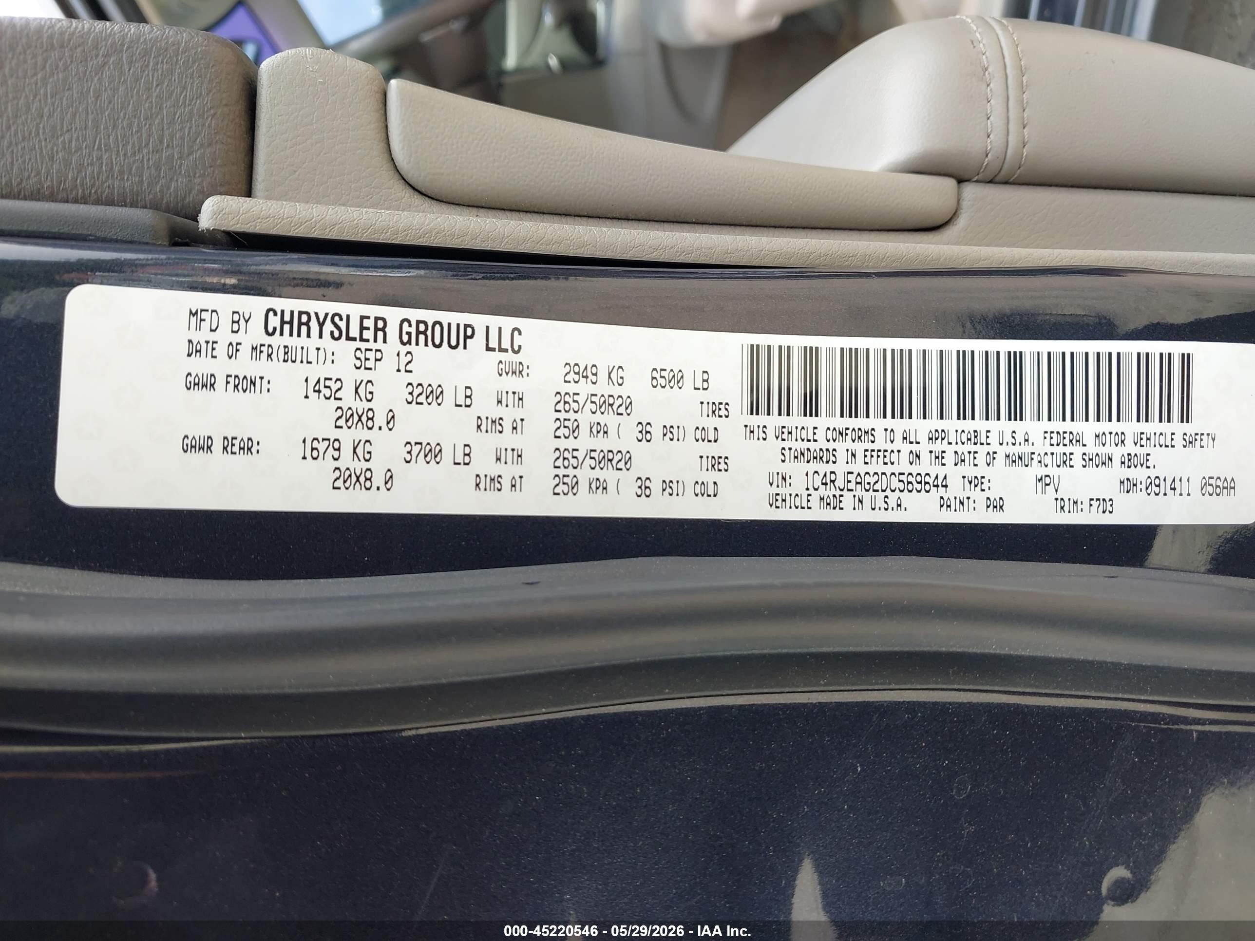 2013 Jeep Grand Cherokee Laredo Gray vin: 1C4RJEAG2DC569644