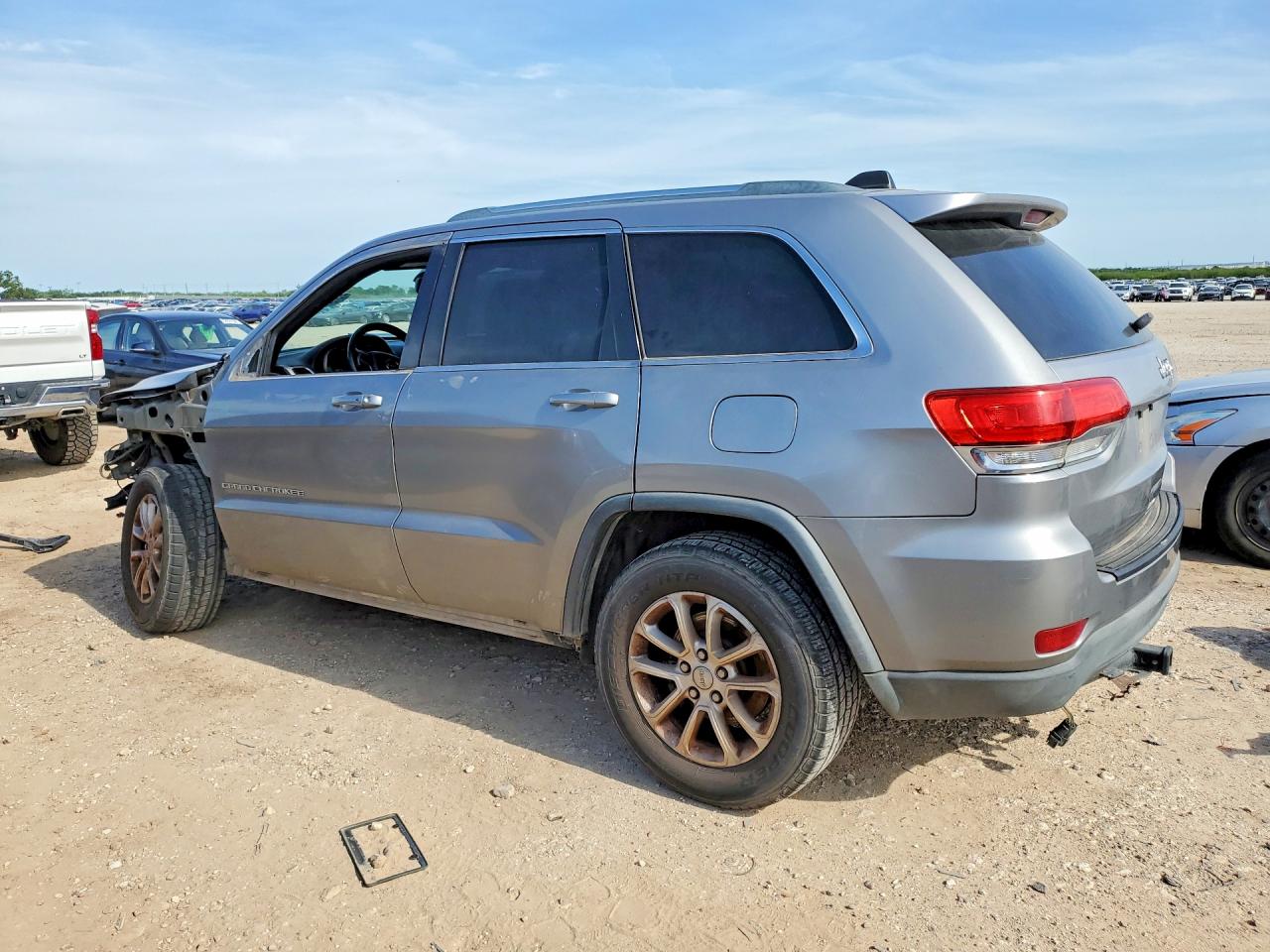 2014 Jeep Grand Cherokee Laredo Серебряный vin: 1C4RJEAG2EC281463