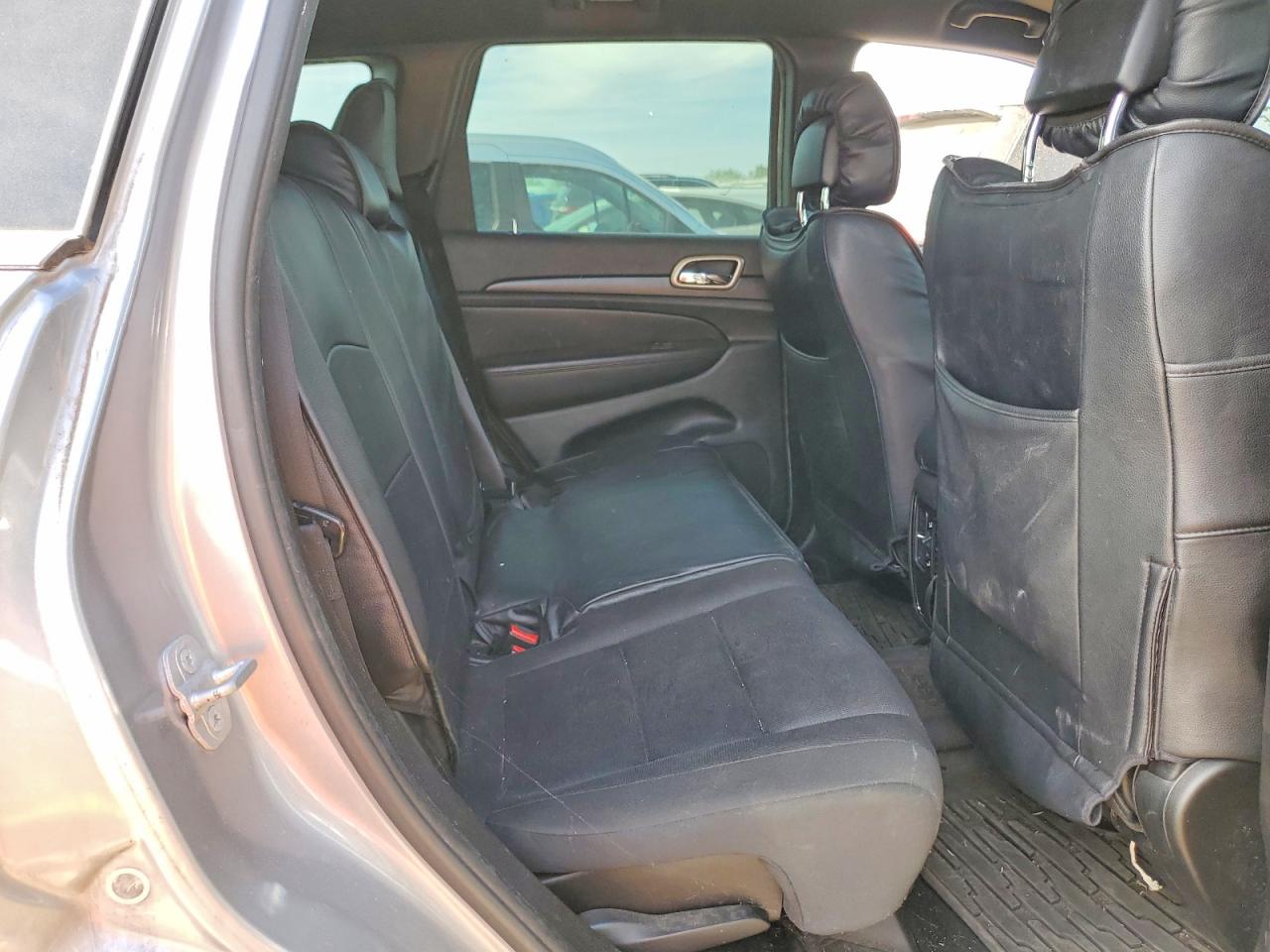 2014 Jeep Grand Cherokee Laredo Серебряный vin: 1C4RJEAG2EC281463