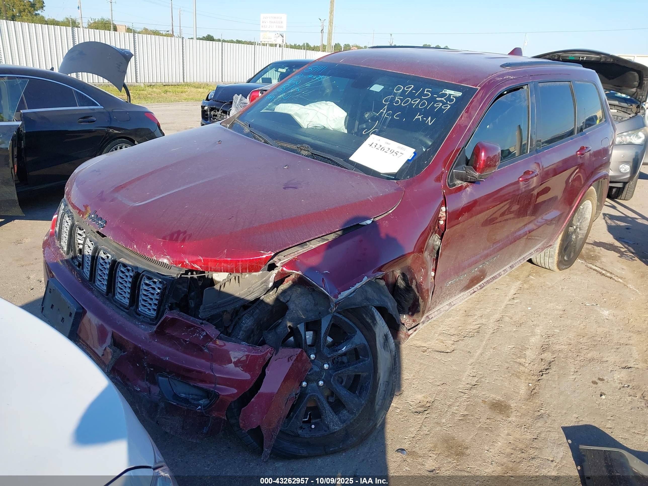 2019 Jeep Grand Cherokee Altitude 4x2 Red vin: 1C4RJEAG2KC839260