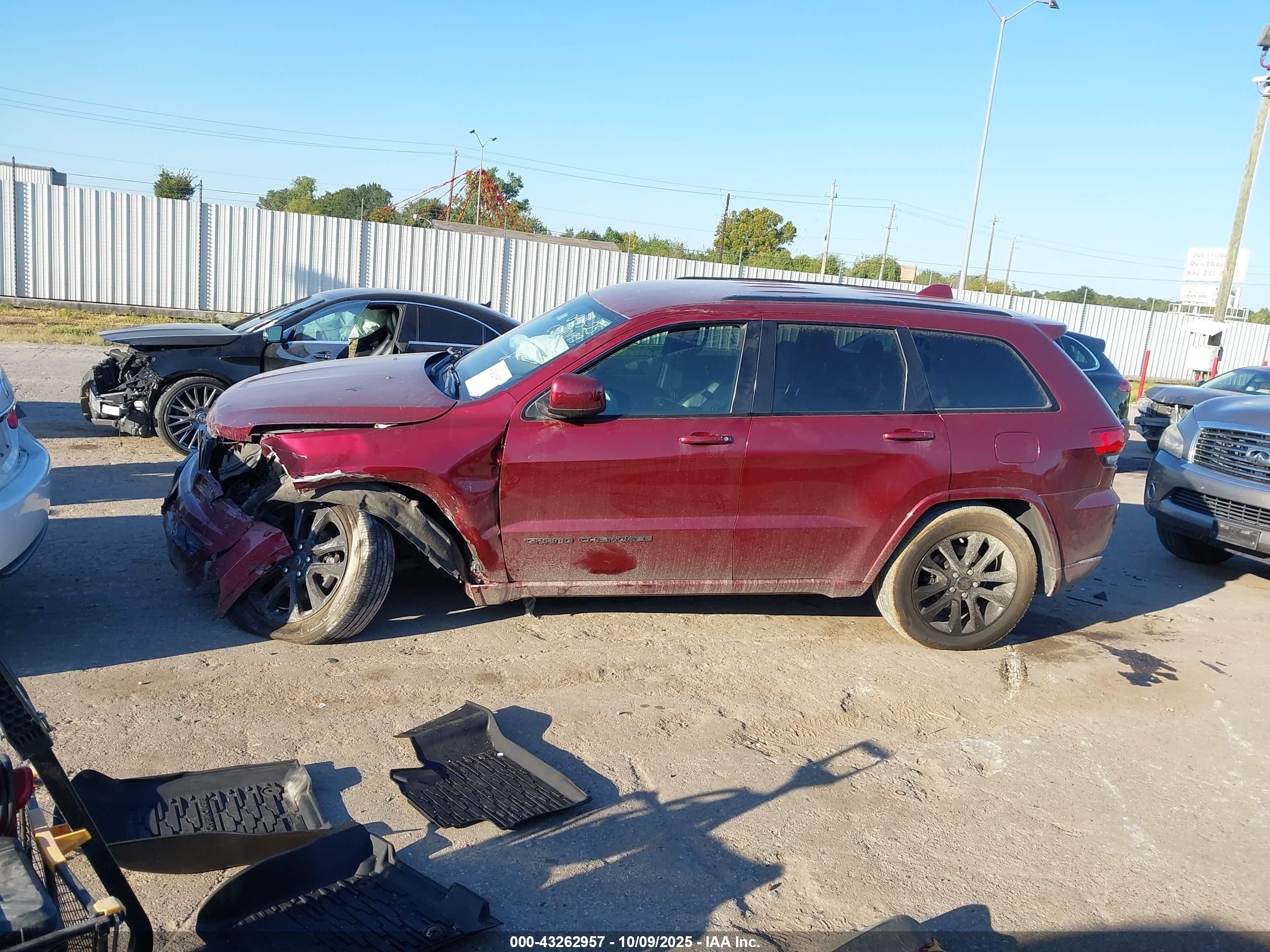 2019 Jeep Grand Cherokee Altitude 4x2 Red vin: 1C4RJEAG2KC839260