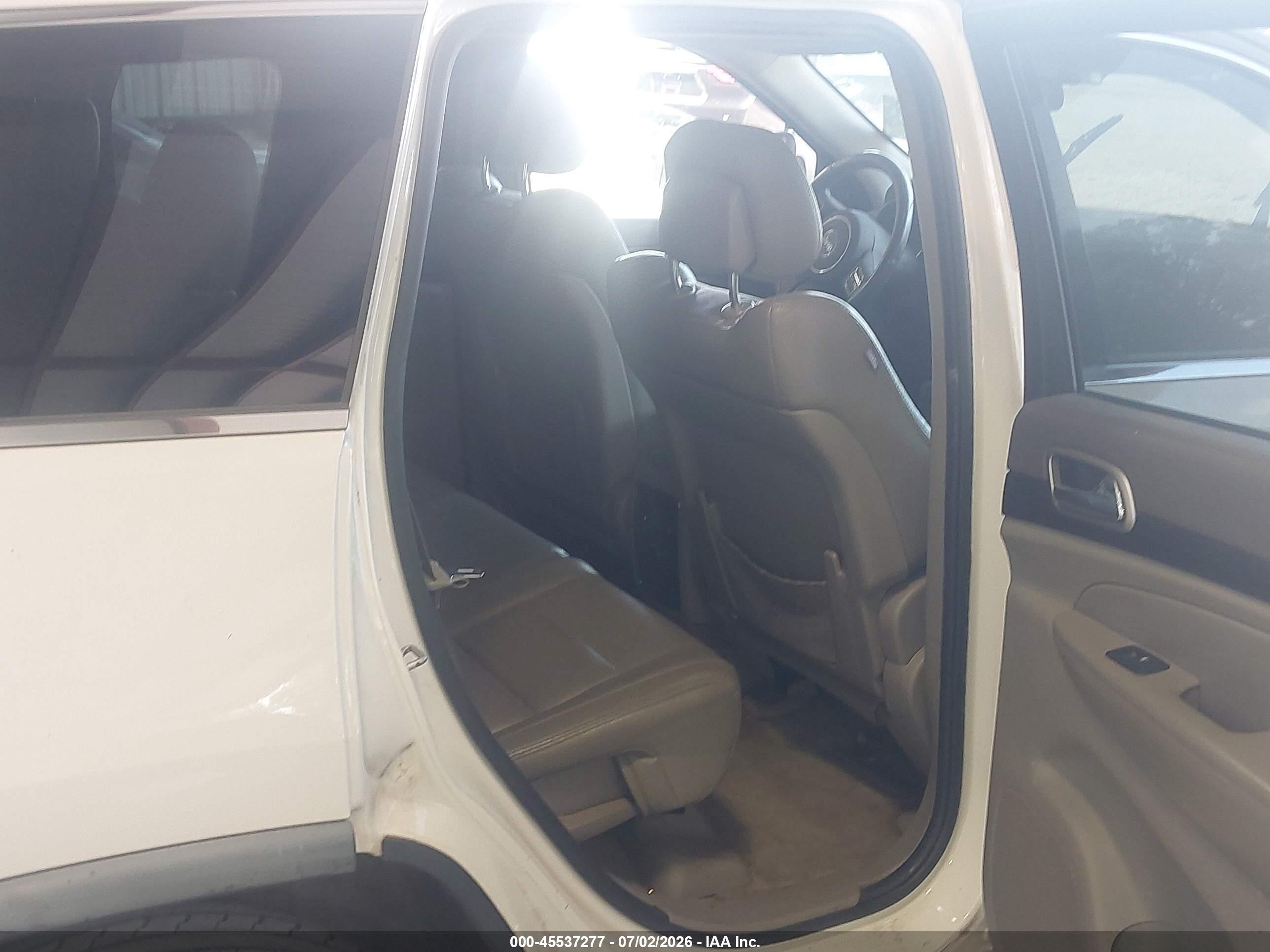 2012 Jeep Grand Cherokee Laredo White vin: 1C4RJEAG3CC177416