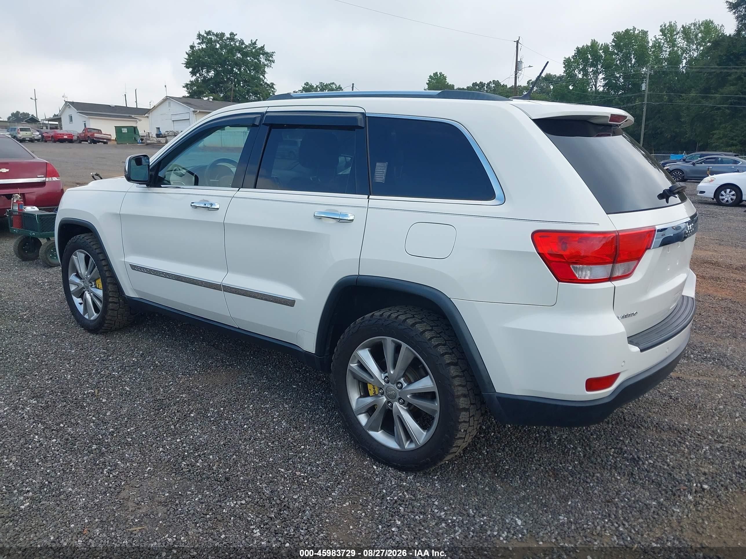2012 Jeep Grand Cherokee Laredo White vin: 1C4RJEAG3CC311499