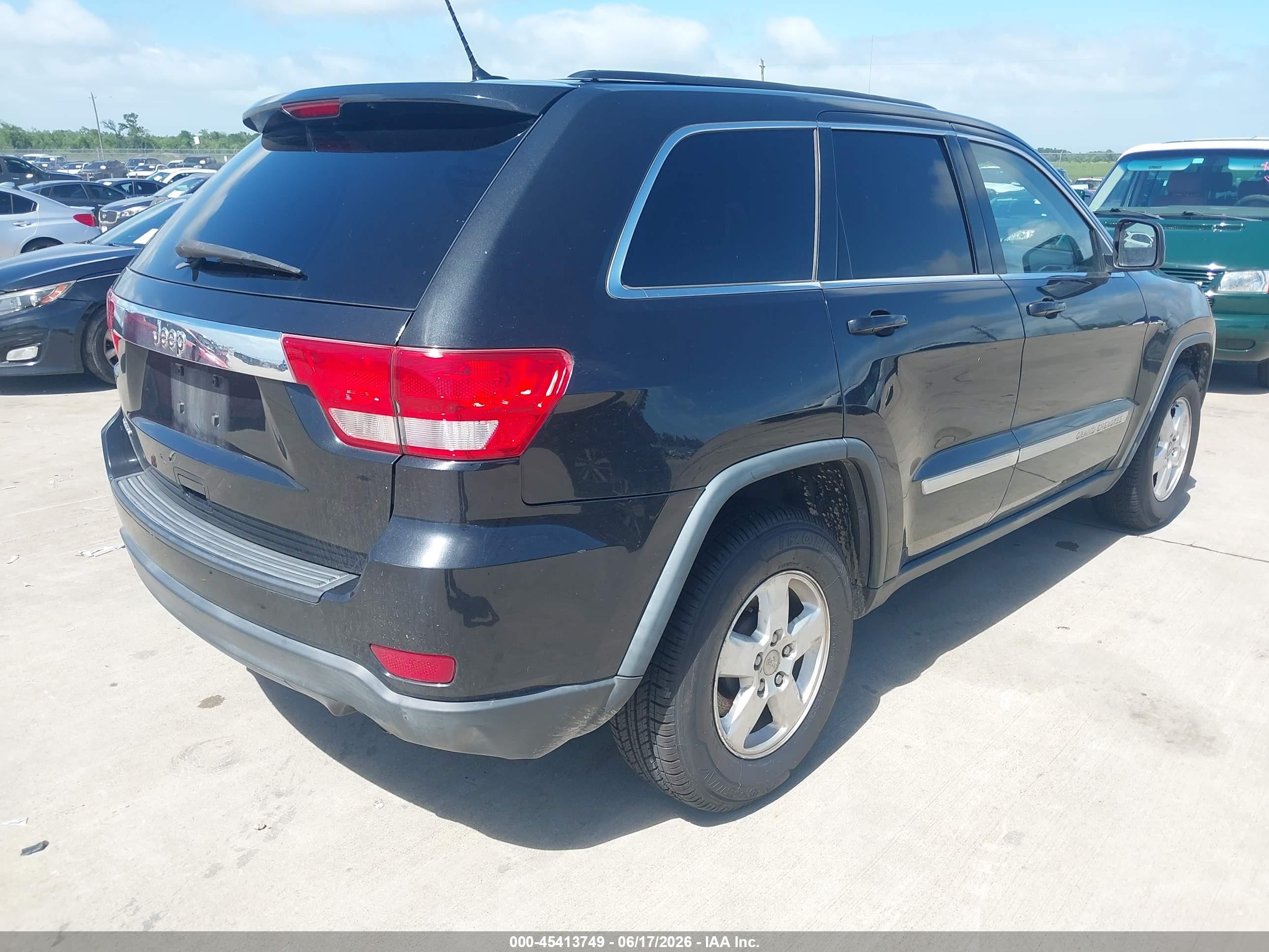 2013 Jeep Grand Cherokee Laredo Black vin: 1C4RJEAG3DC646683