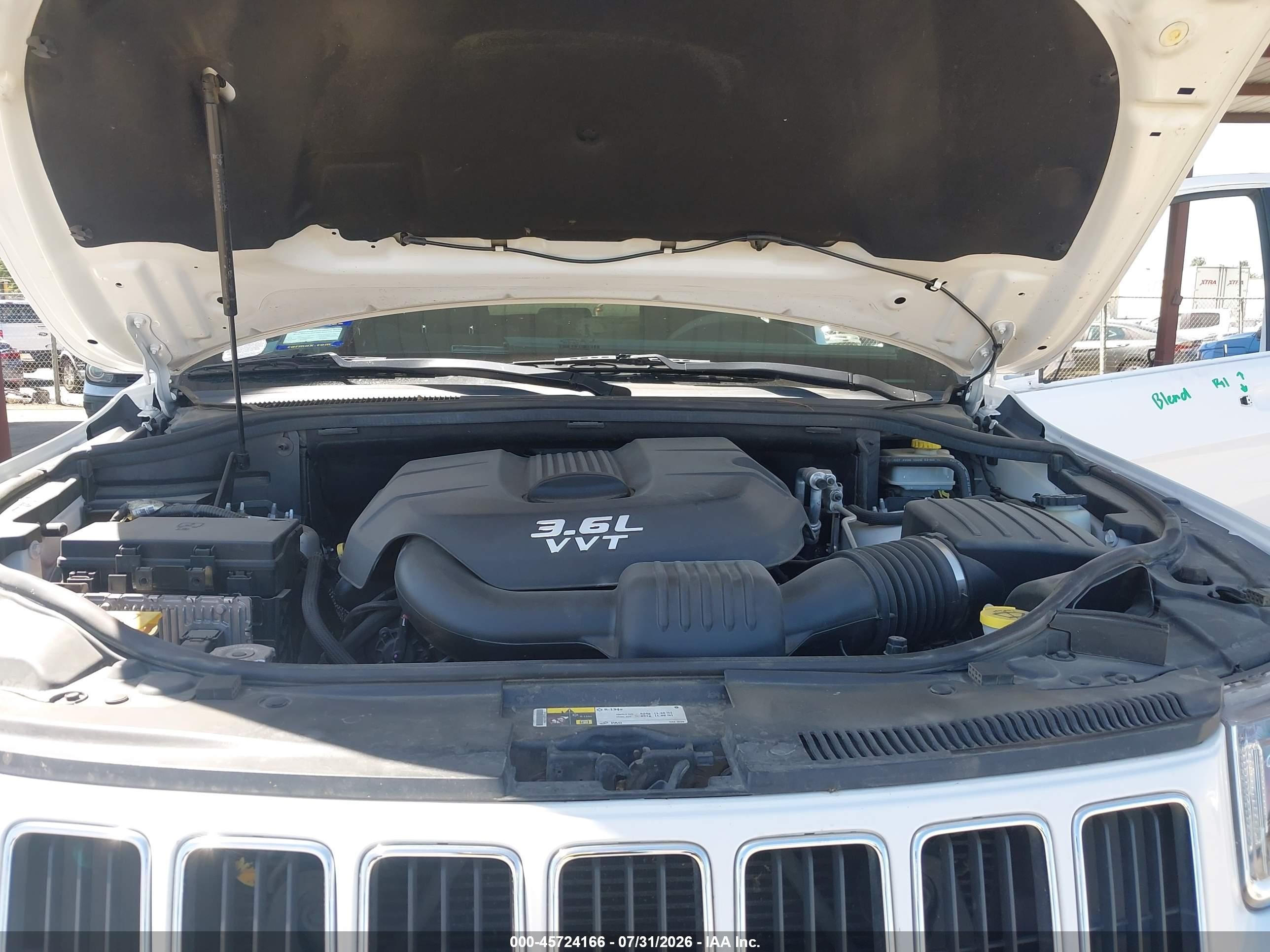 2014 Jeep Grand Cherokee Laredo White vin: 1C4RJEAG3EC120166