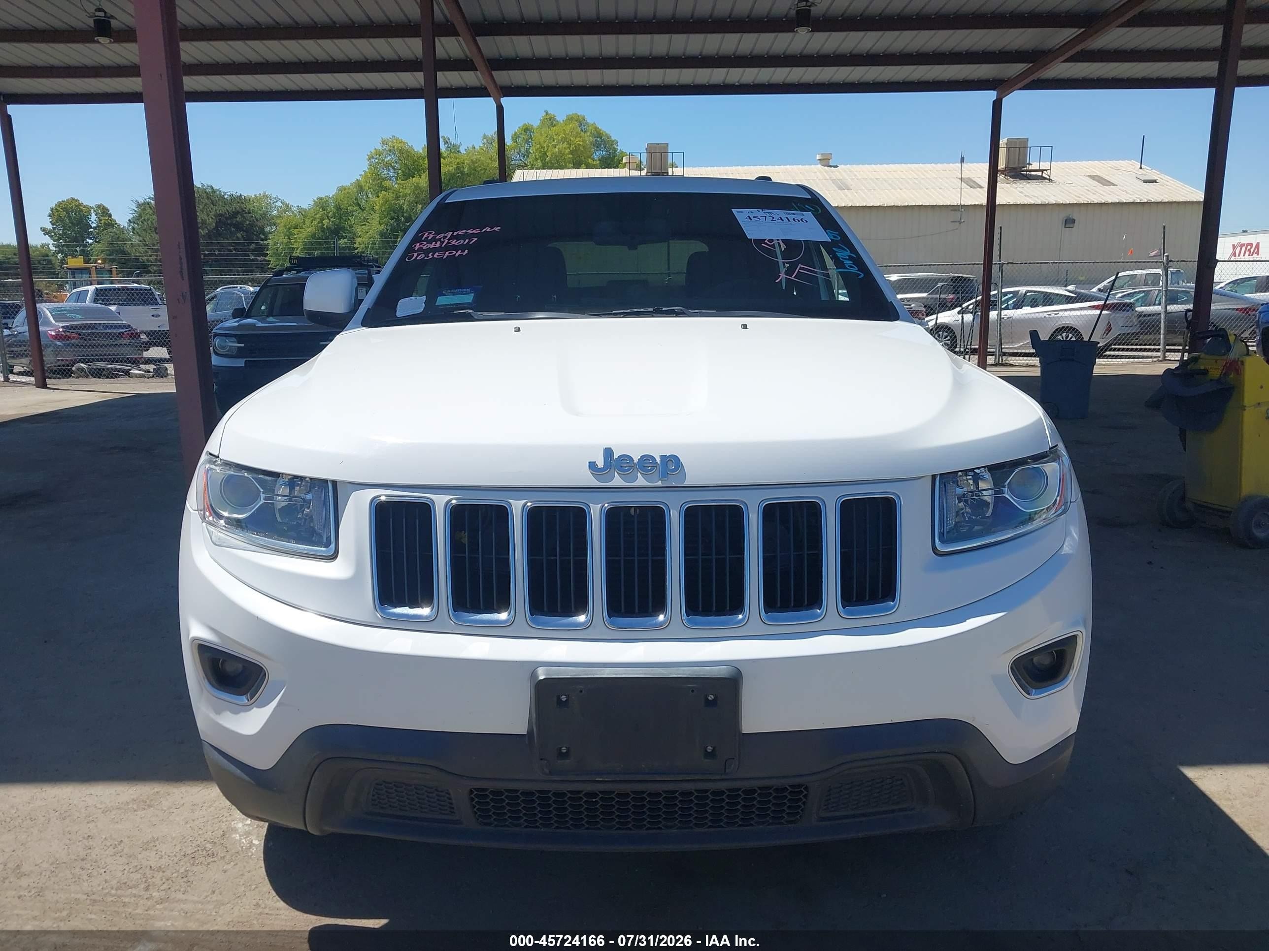 2014 Jeep Grand Cherokee Laredo White vin: 1C4RJEAG3EC120166