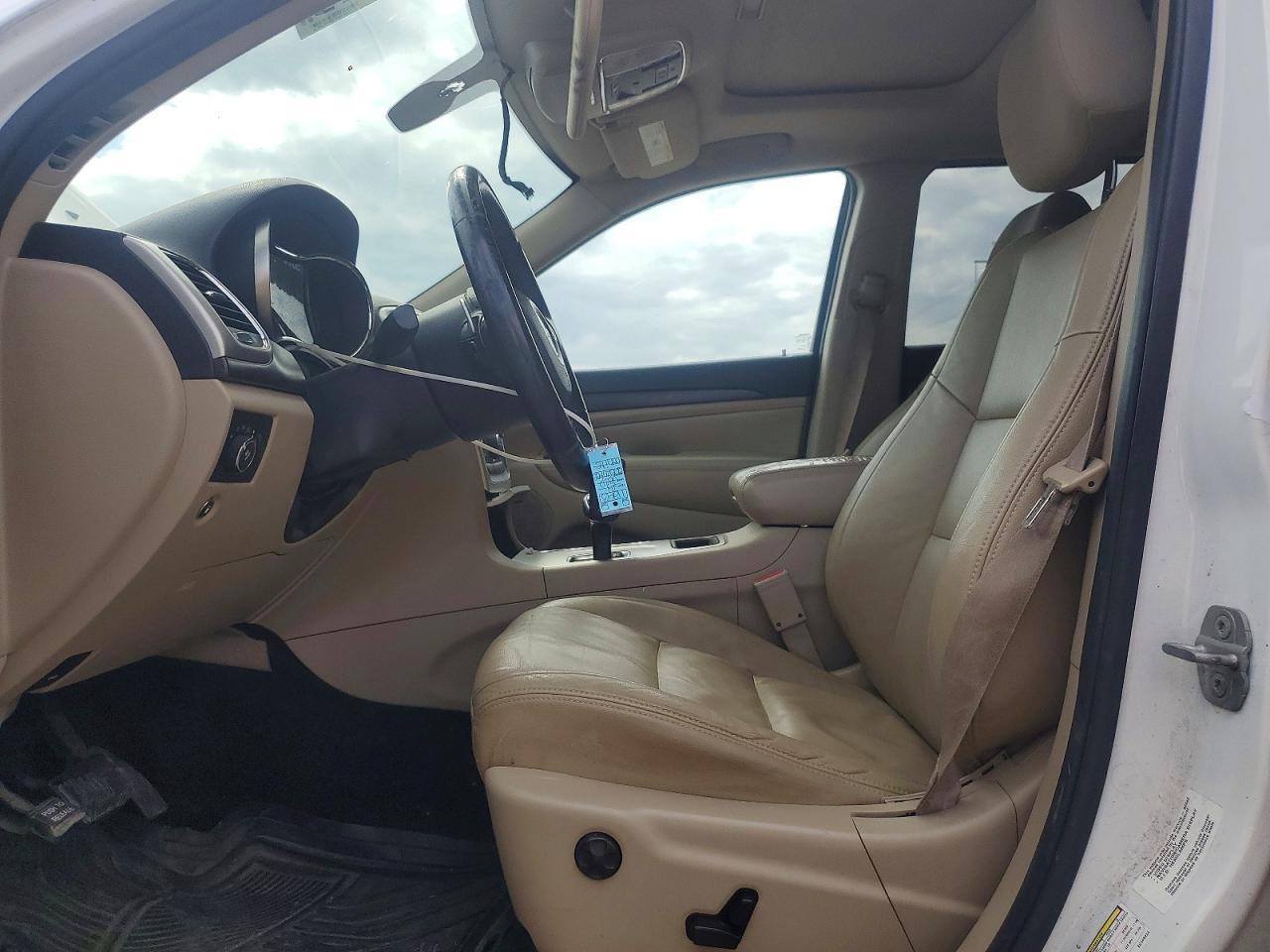 2014 Jeep Grand Cherokee Laredo White vin: 1C4RJEAG3EC145424