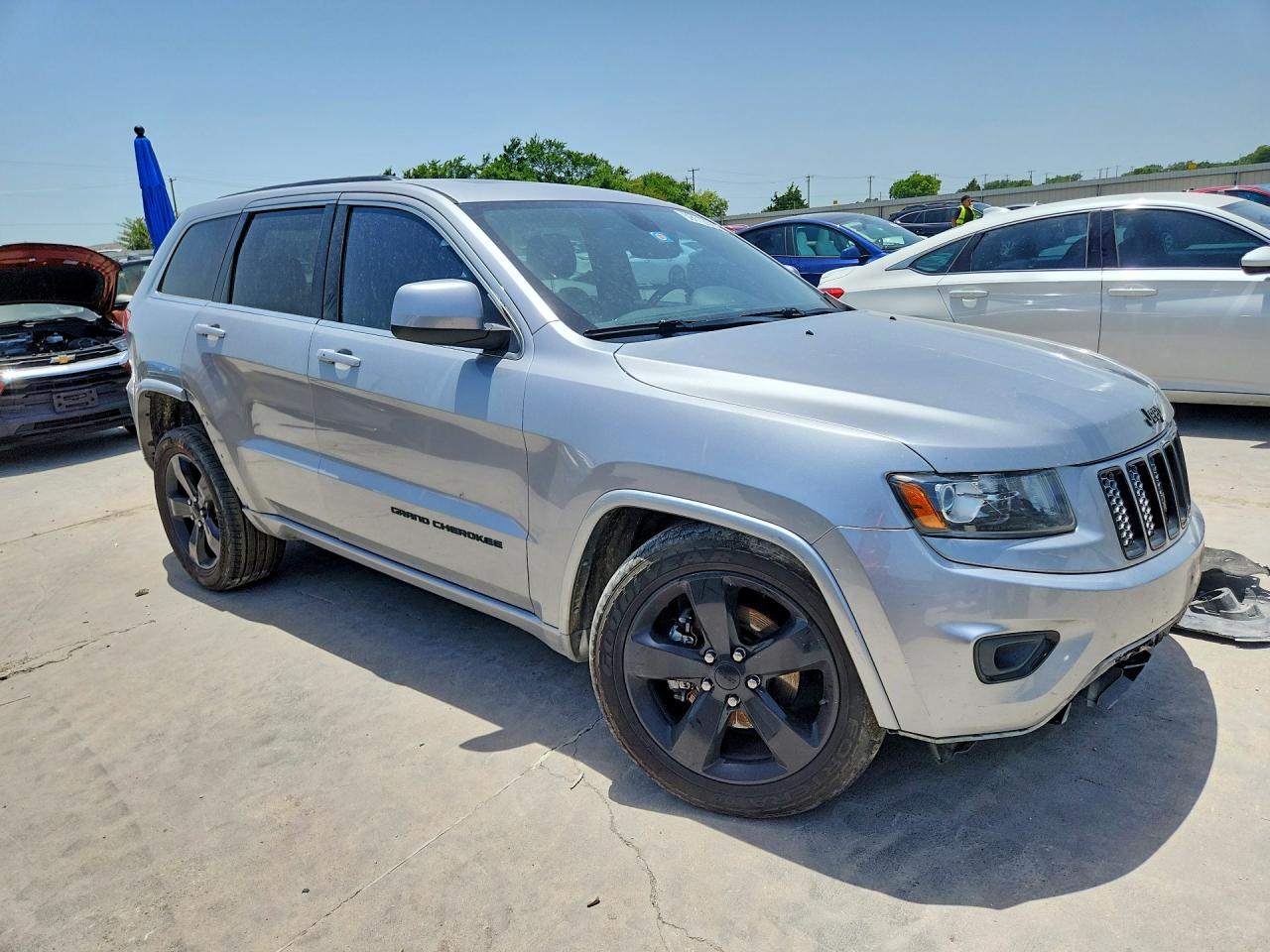 2015 Jeep Grand Cherokee Laredo Silver vin: 1C4RJEAG3FC175301