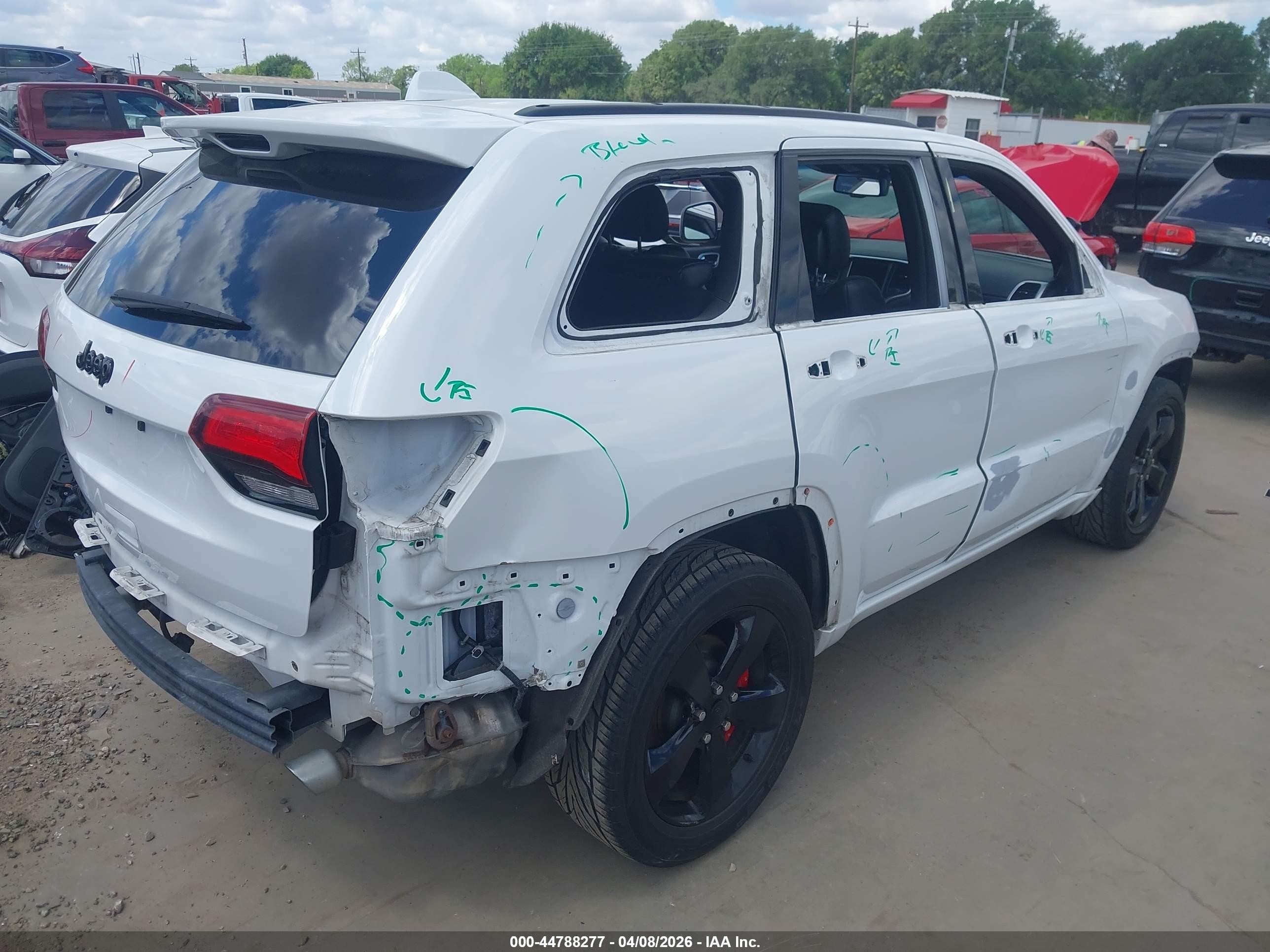 2015 Jeep Grand Cherokee Altitude Белый vin: 1C4RJEAG3FC185035
