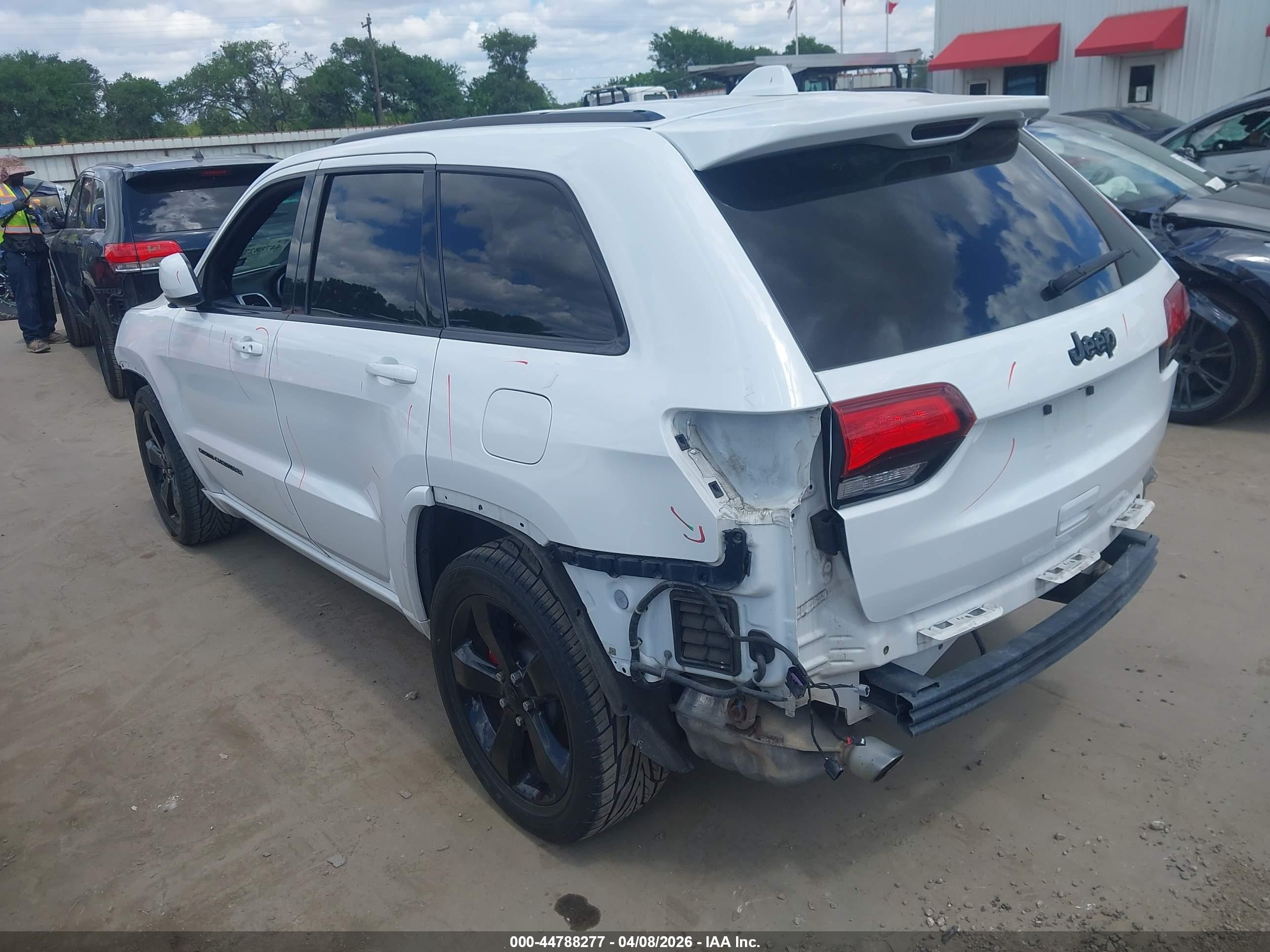 2015 Jeep Grand Cherokee Altitude Белый vin: 1C4RJEAG3FC185035