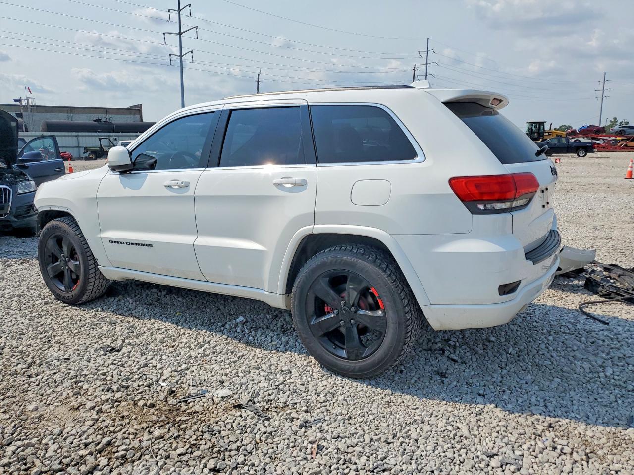 2015 Jeep Grand Cherokee Laredo Белый vin: 1C4RJEAG3FC614173