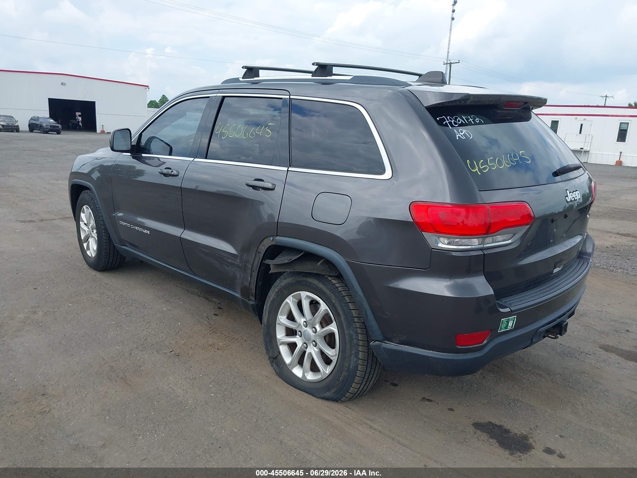 2015 Jeep Grand Cherokee Laredo Gray vin: 1C4RJEAG3FC700356