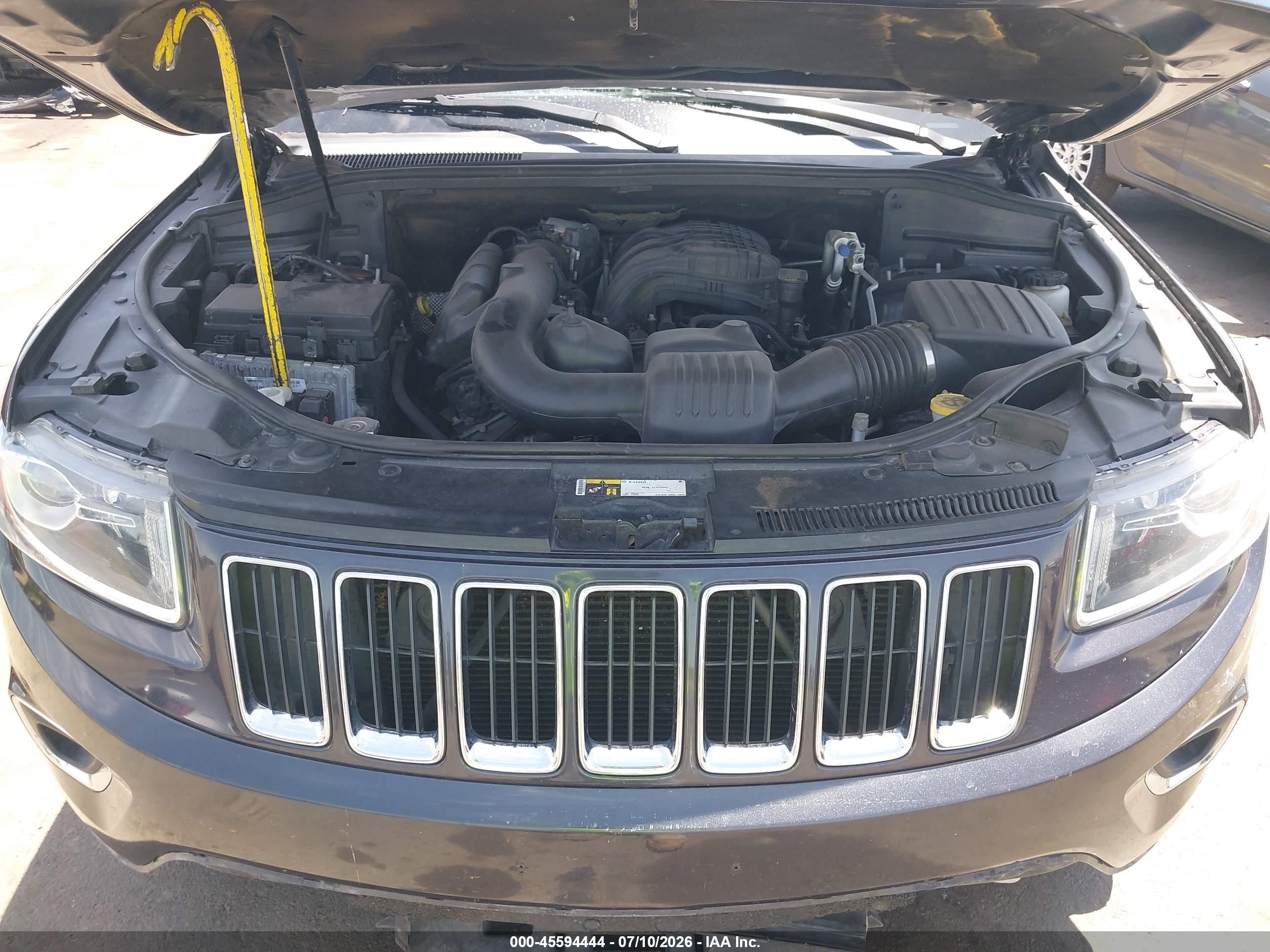 2015 Jeep Grand Cherokee Laredo Gray vin: 1C4RJEAG3FC951930
