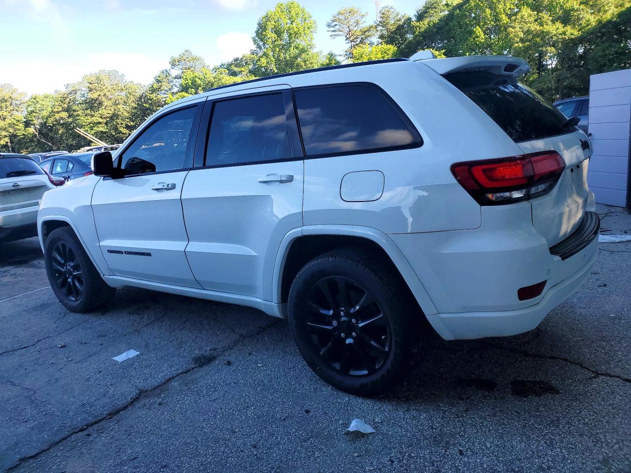 2017 Jeep Grand Cherokee Laredo White vin: 1C4RJEAG3HC868355