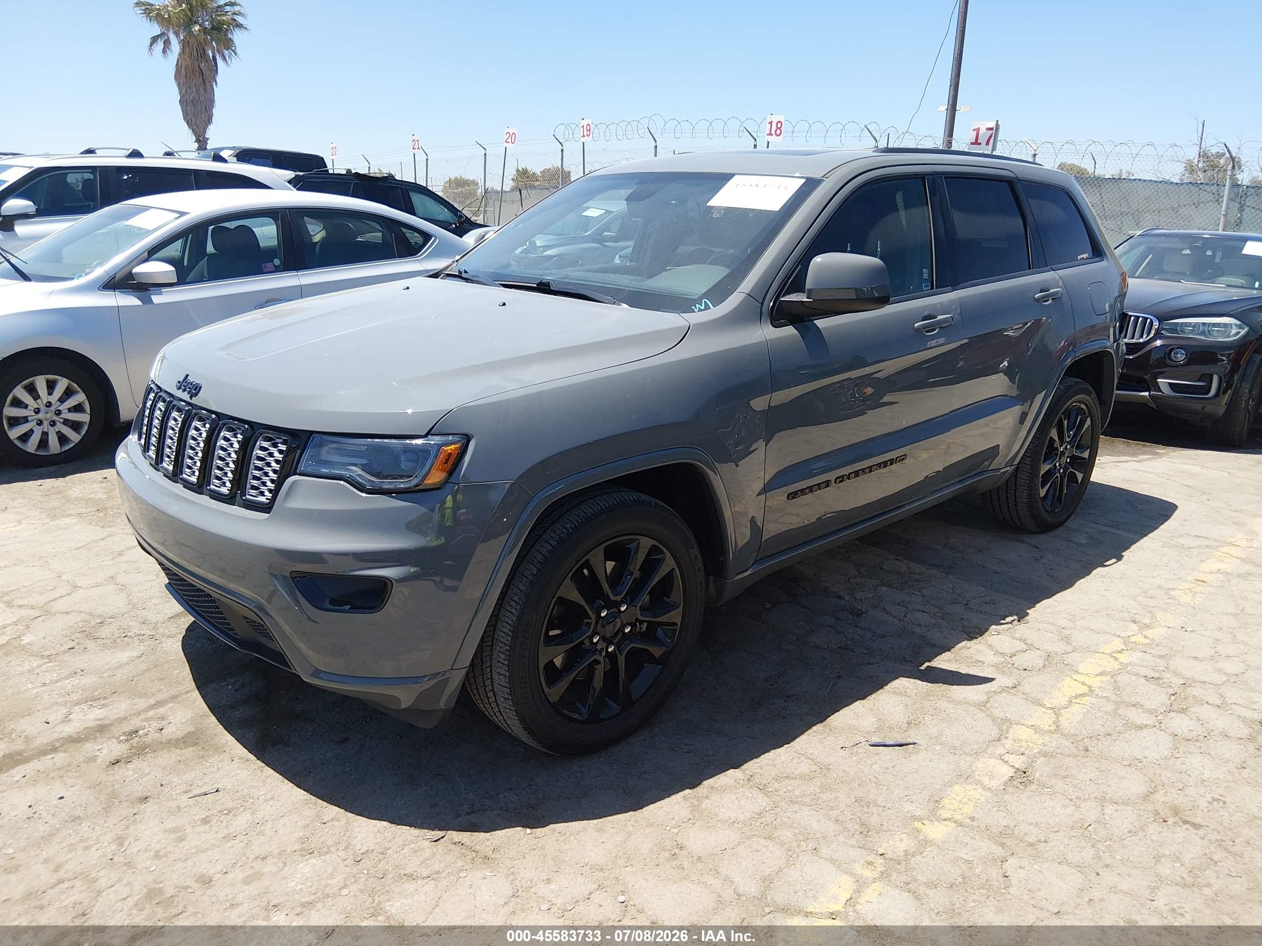 2022 Jeep Grand Cherokee Wk Laredo X 4x2 Gray vin: 1C4RJEAG3NC154513