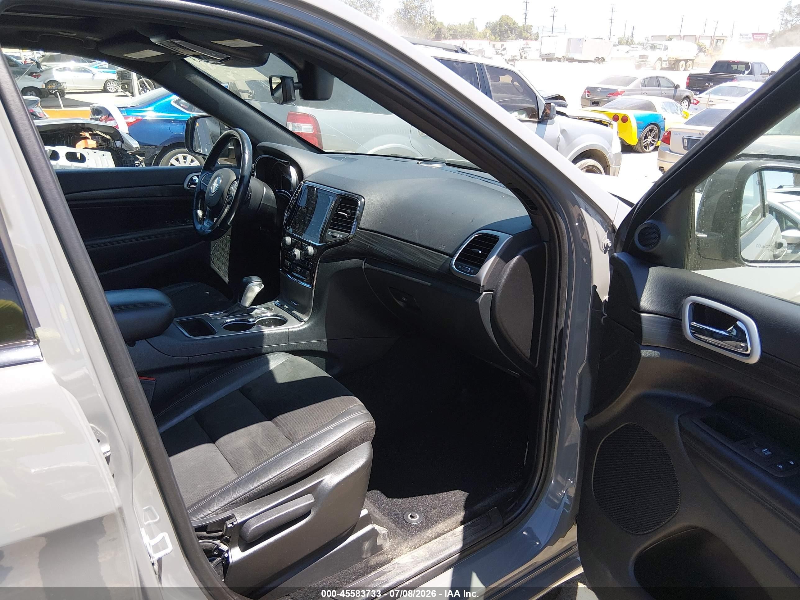 2022 Jeep Grand Cherokee Wk Laredo X 4x2 Gray vin: 1C4RJEAG3NC154513