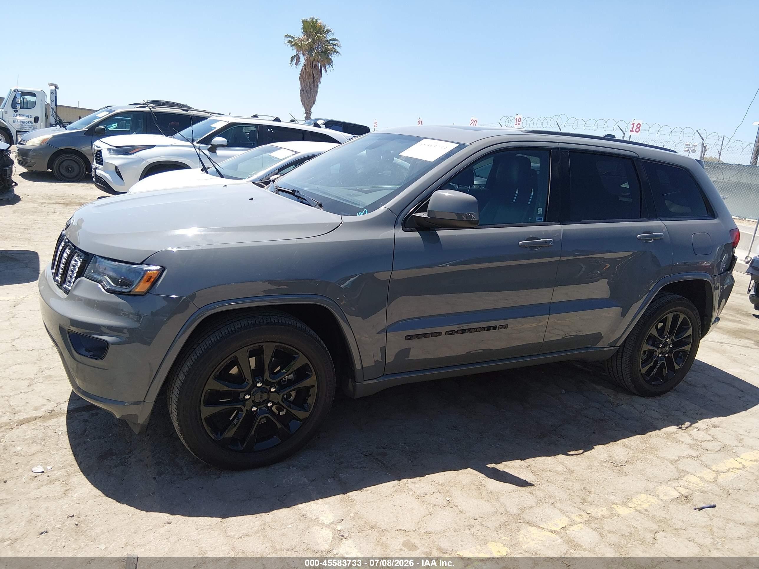 2022 Jeep Grand Cherokee Wk Laredo X 4x2 Gray vin: 1C4RJEAG3NC154513