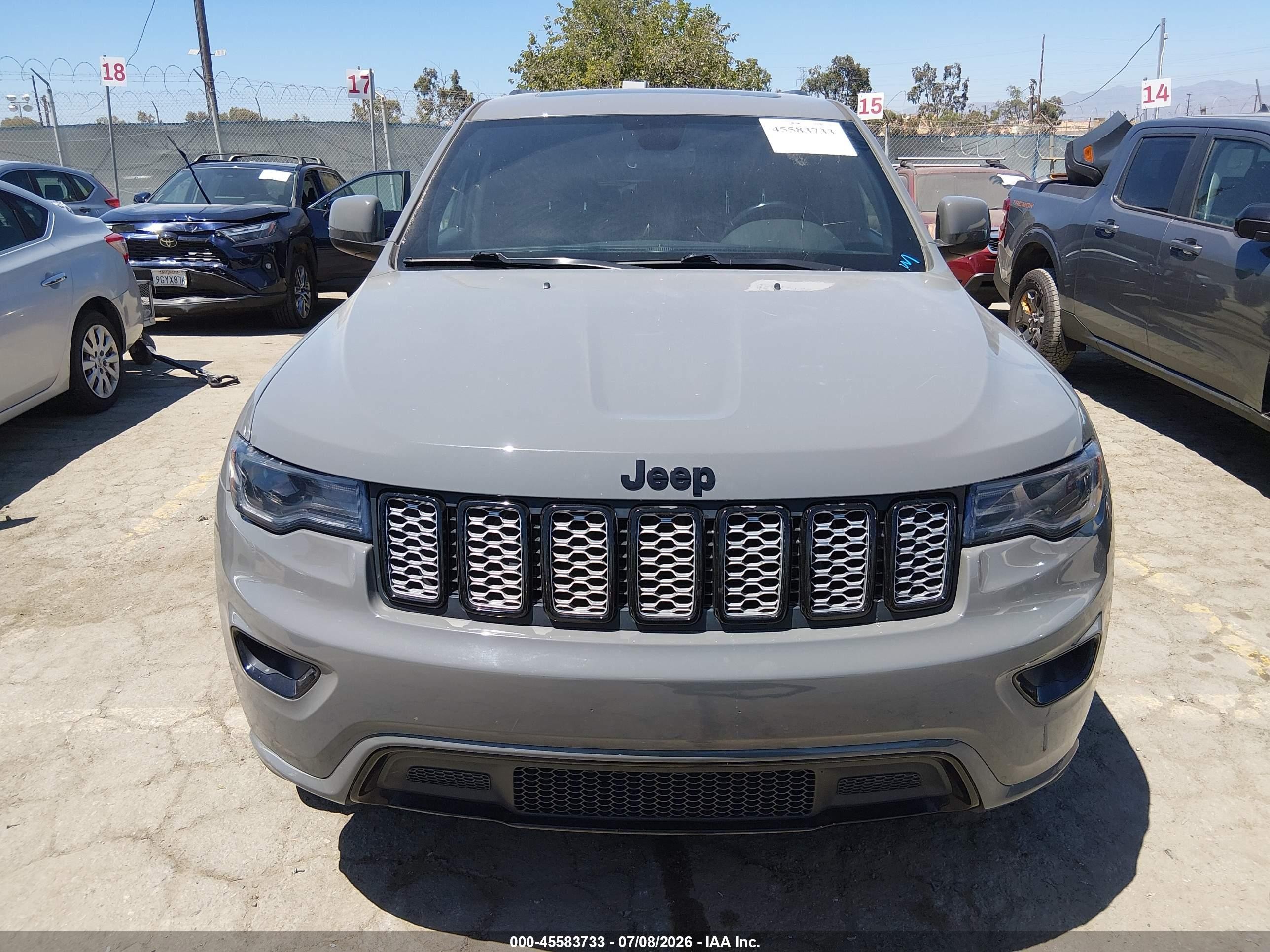 2022 Jeep Grand Cherokee Wk Laredo X 4x2 Gray vin: 1C4RJEAG3NC154513
