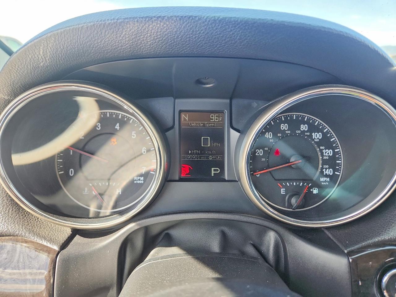 2012 Jeep Grand Cherokee Laredo Серебряный vin: 1C4RJEAG4CC151147