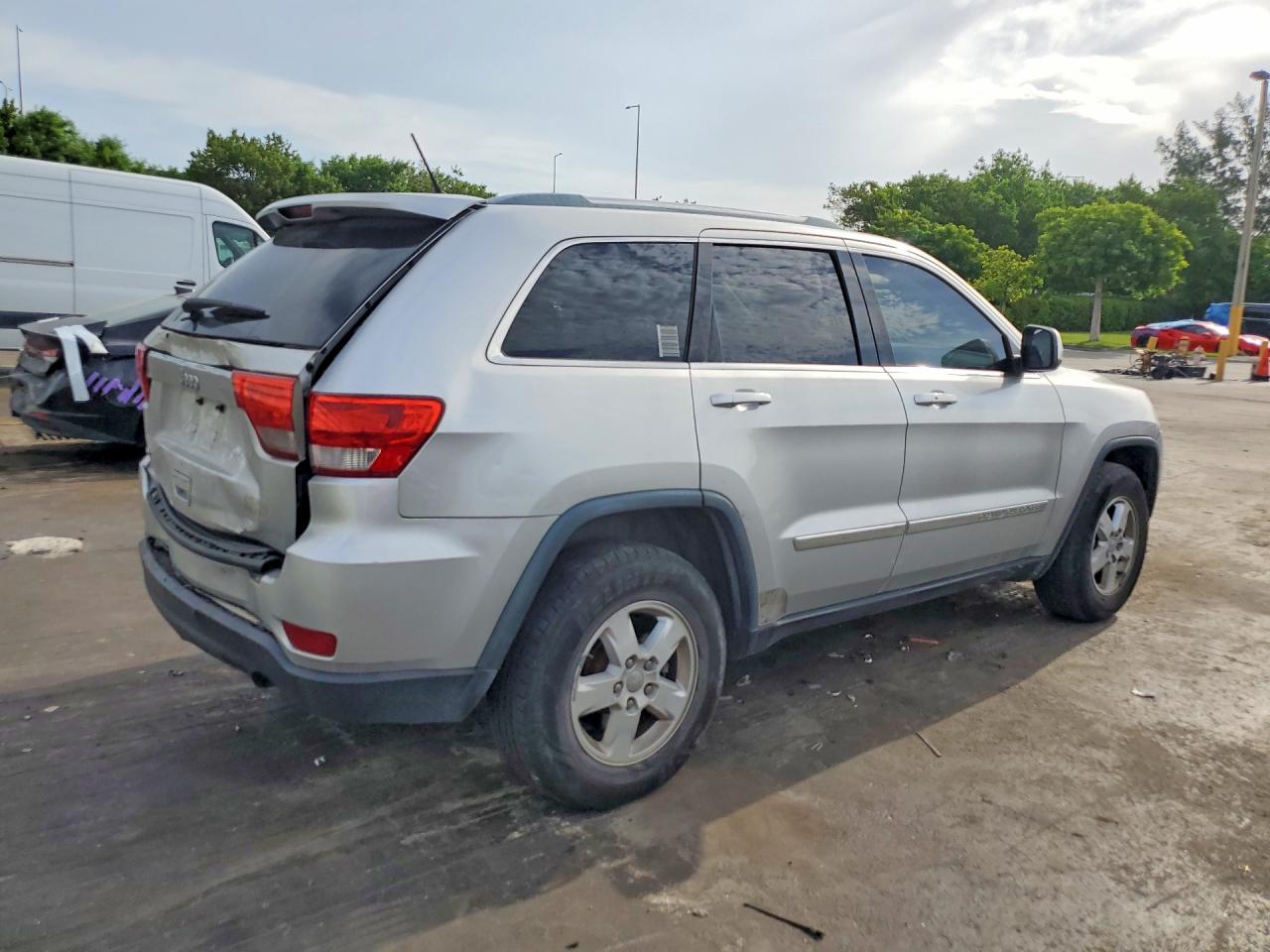 2012 Jeep Grand Cherokee Laredo Silver vin: 1C4RJEAG4CC282062
