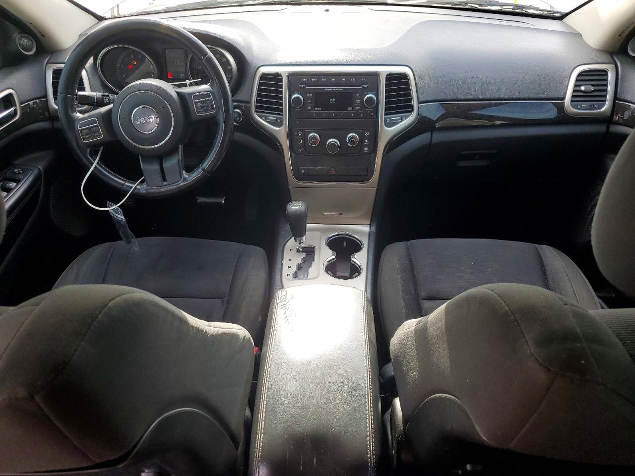 2012 Jeep Grand Cherokee Laredo Silver vin: 1C4RJEAG4CC282062
