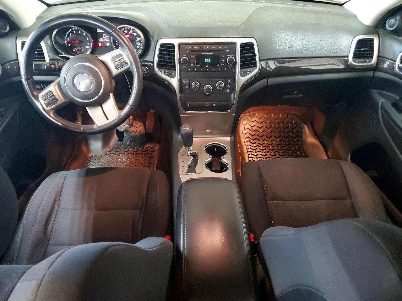 2012 Jeep Grand Cherokee Laredo Темно-бордовый vin: 1C4RJEAG4CC299475