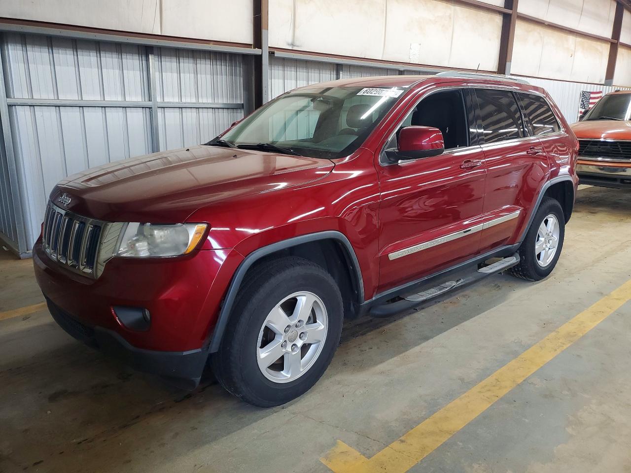 2012 Jeep Grand Cherokee Laredo Темно-бордовый vin: 1C4RJEAG4CC299475