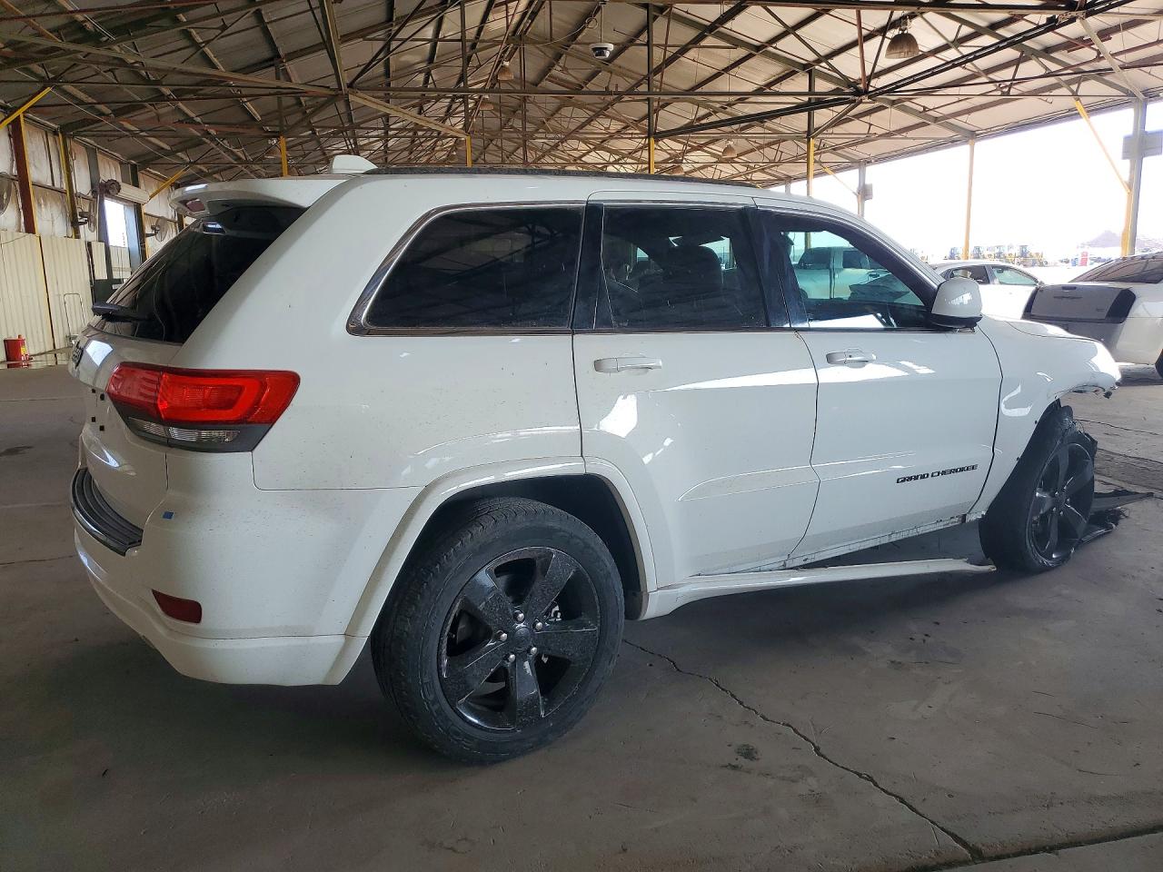 2014 Jeep Grand Cherokee Laredo White vin: 1C4RJEAG4EC519815
