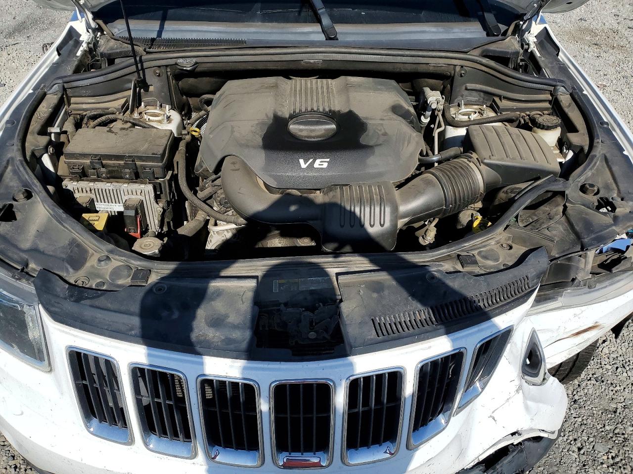 2015 Jeep Grand Cherokee Laredo Белый vin: 1C4RJEAG4FC669571