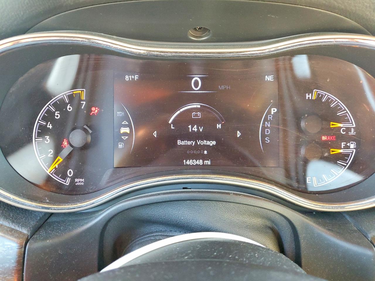 2015 Jeep Grand Cherokee Laredo Белый vin: 1C4RJEAG4FC669571