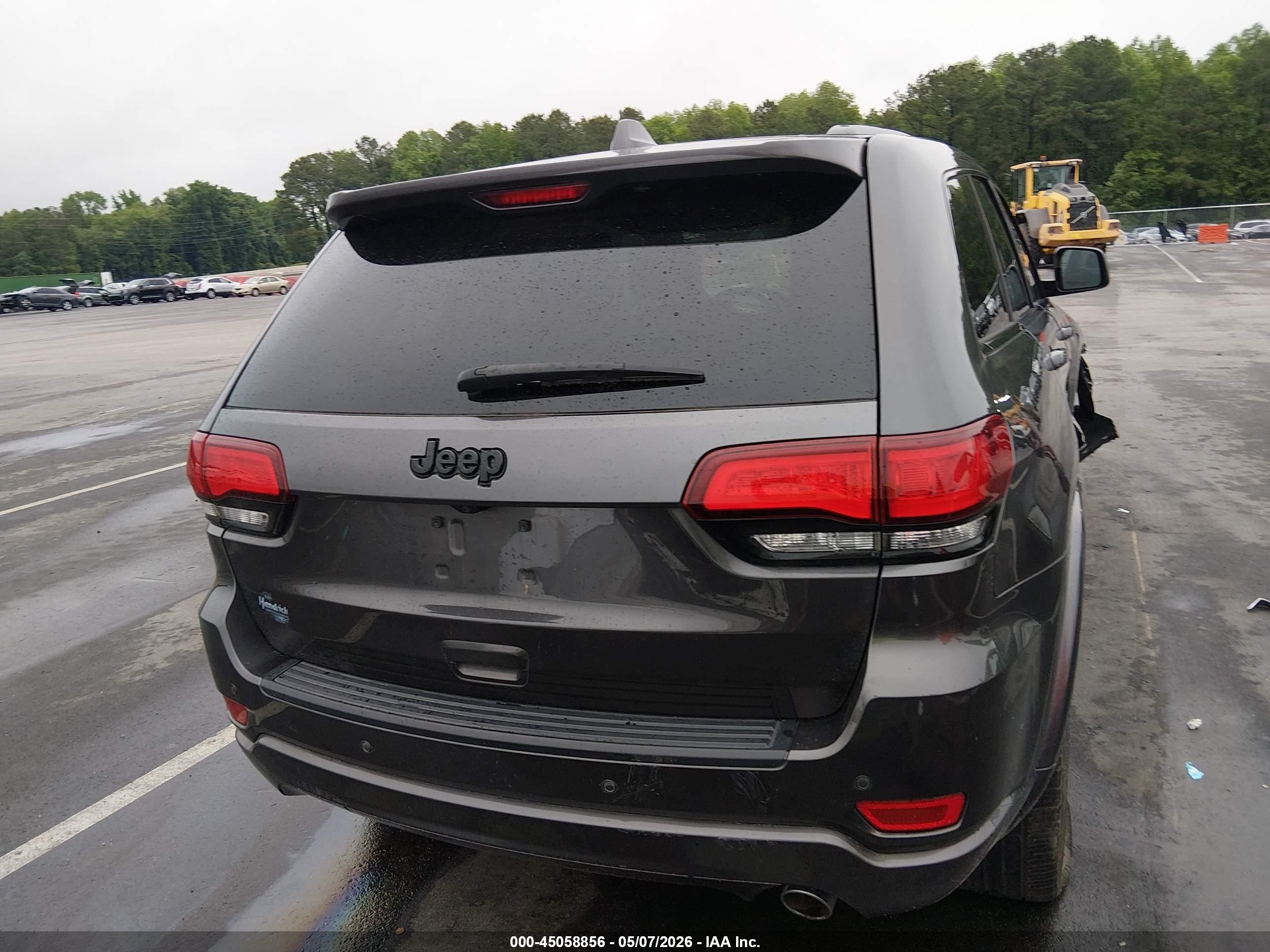 2020 Jeep Grand Cherokee Altitude 4x2 Gray vin: 1C4RJEAG4LC329185