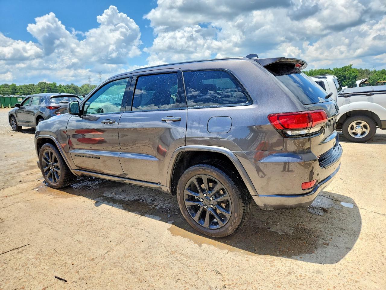 2021 Jeep Grand Cherokee Laredo Gray vin: 1C4RJEAG4MC844172