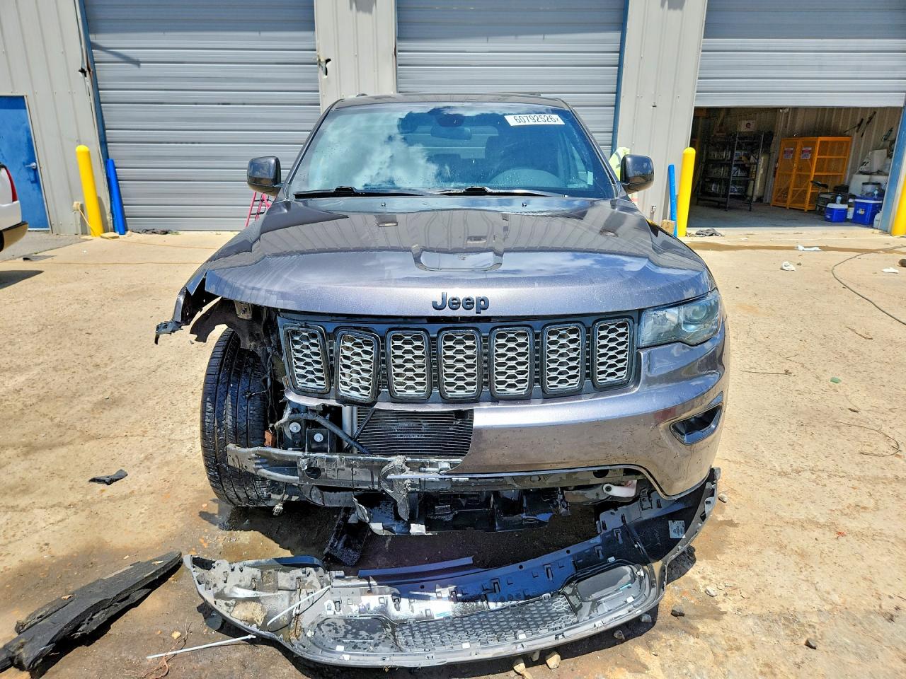 2021 Jeep Grand Cherokee Laredo Gray vin: 1C4RJEAG4MC844172
