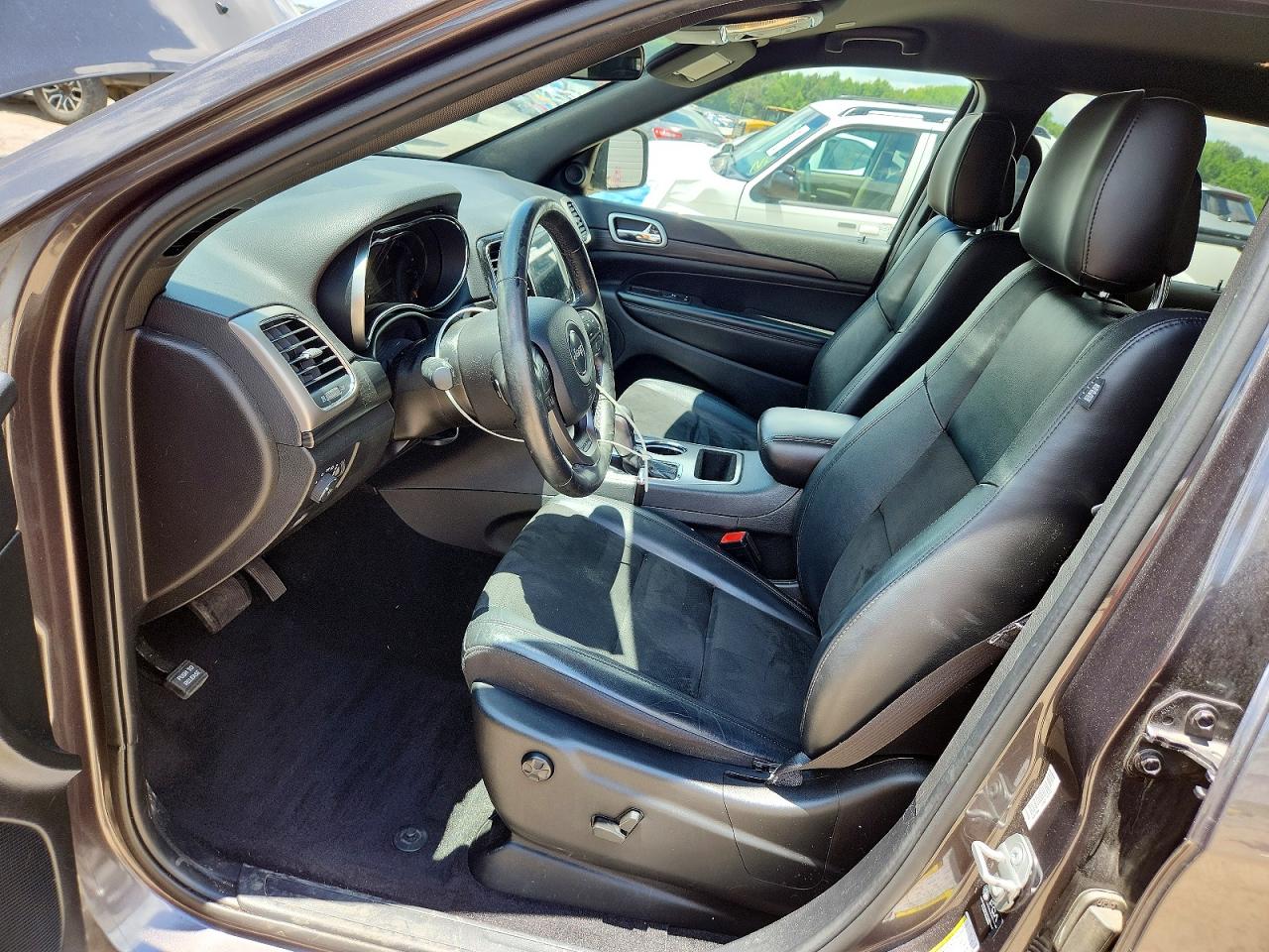 2021 Jeep Grand Cherokee Laredo Gray vin: 1C4RJEAG4MC844172
