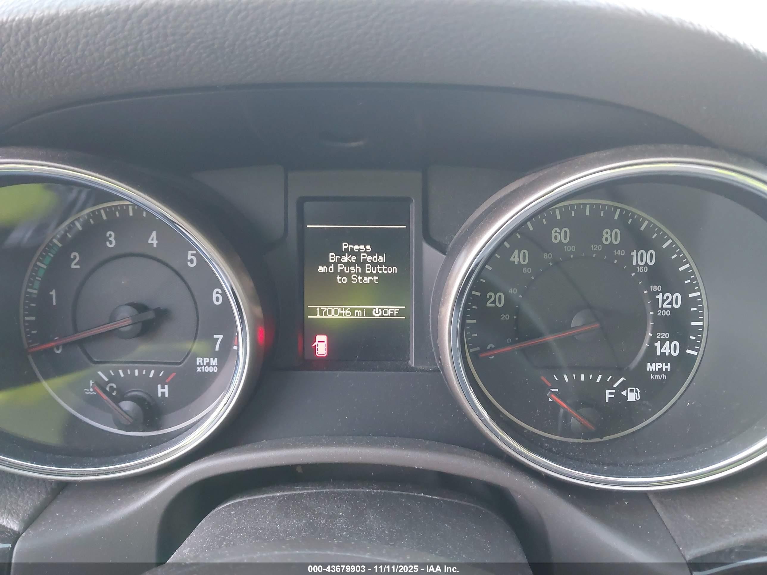 2012 Jeep Grand Cherokee Laredo Silver vin: 1C4RJEAG5CC104015