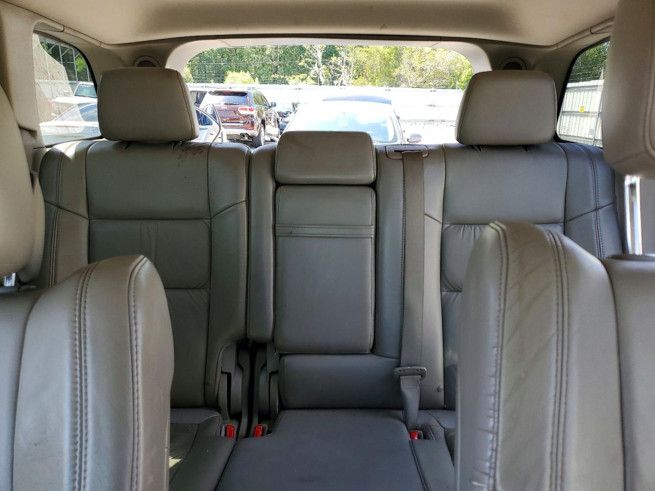 2012 Jeep Grand Cherokee Laredo Gray vin: 1C4RJEAG5CC209668