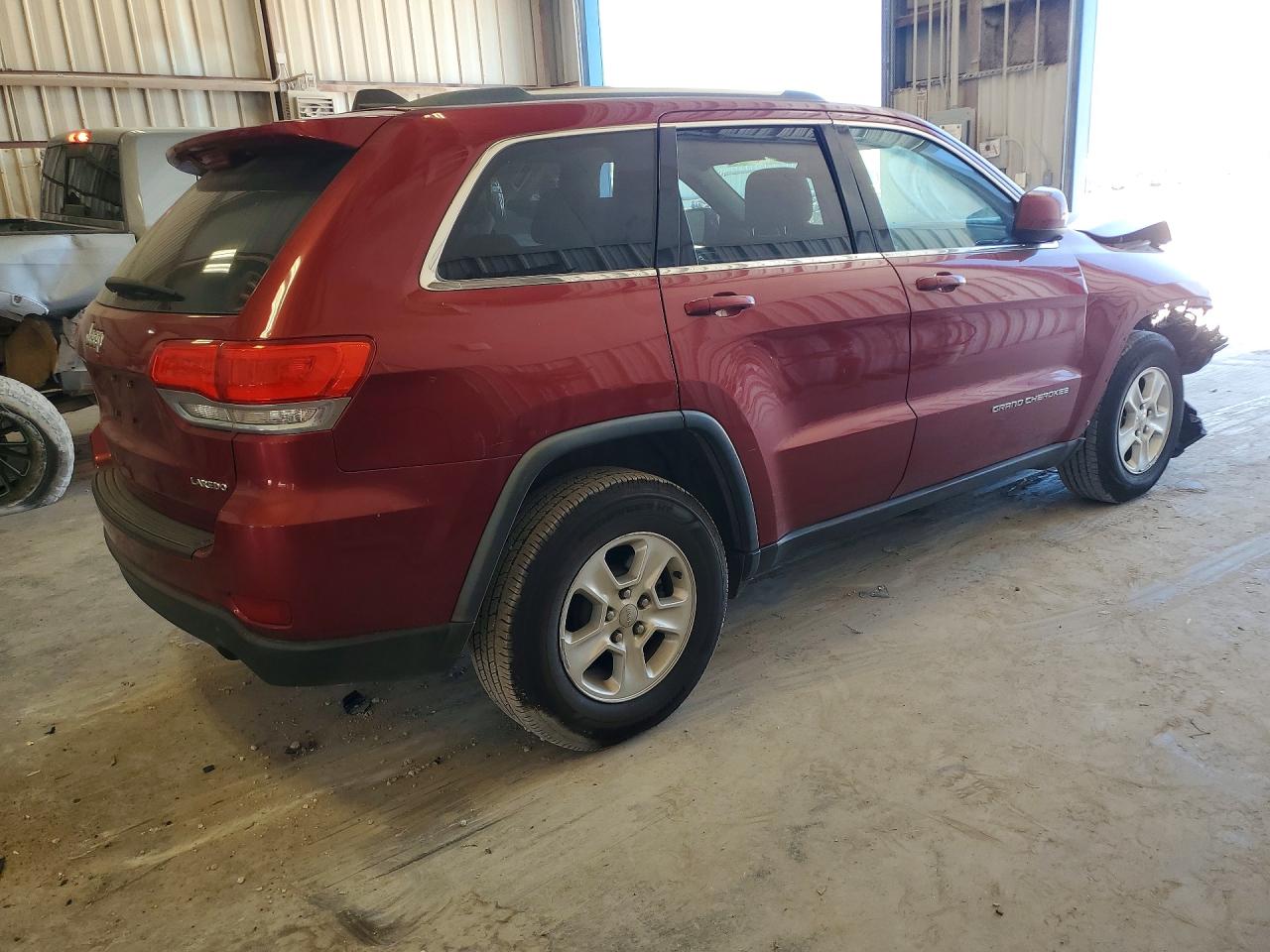 2014 Jeep Grand Cherokee Laredo Red vin: 1C4RJEAG5EC394047
