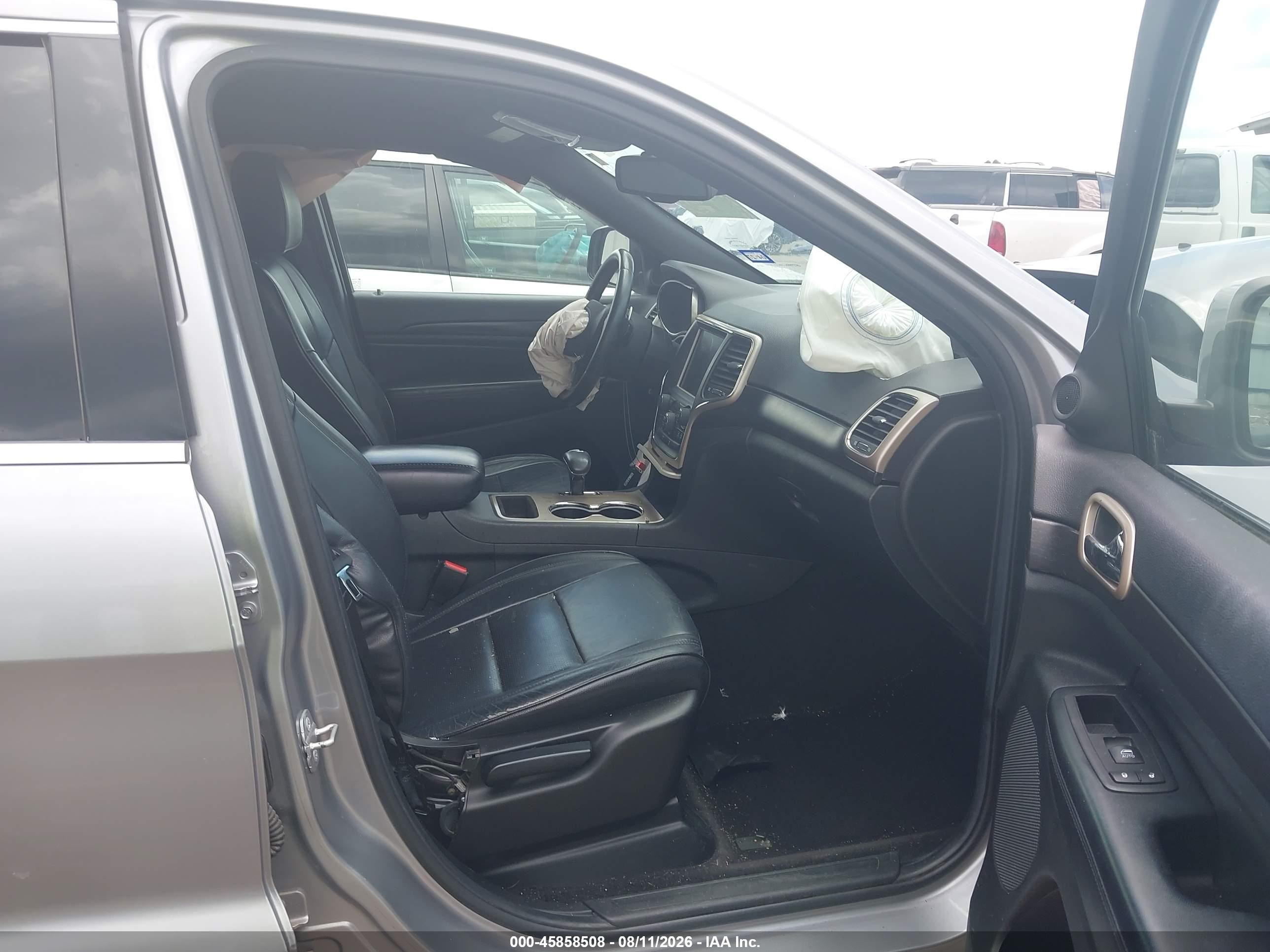 2014 Jeep Grand Cherokee Laredo Серебряный vin: 1C4RJEAG5EC412028